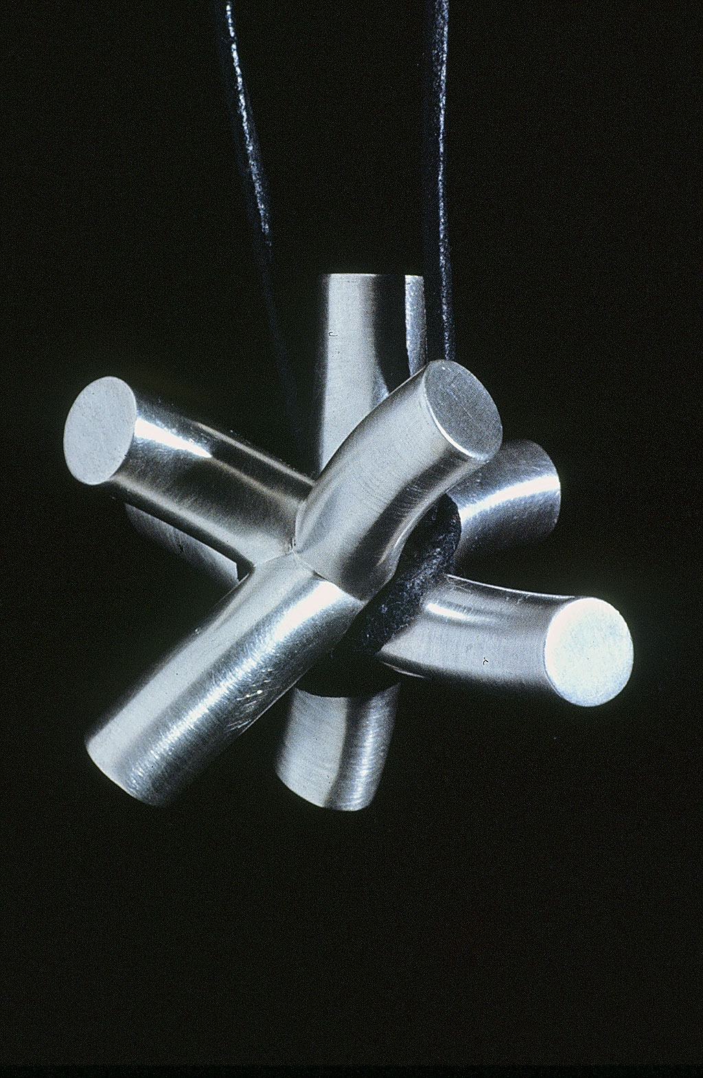 05_Corpus_necklace5.jpg
