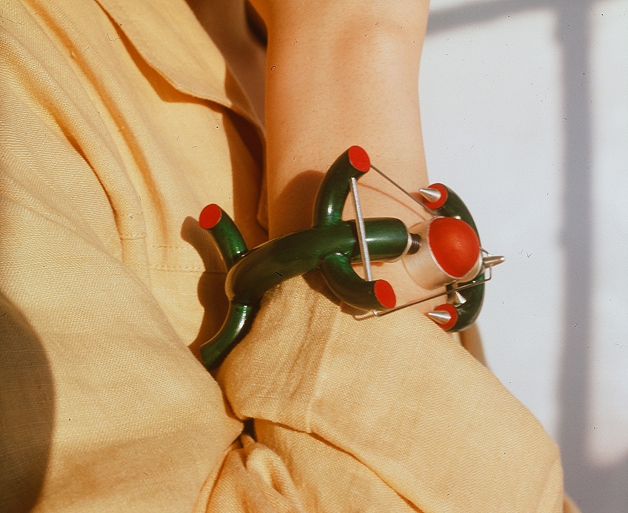 06_Wood_bracelet.jpg
