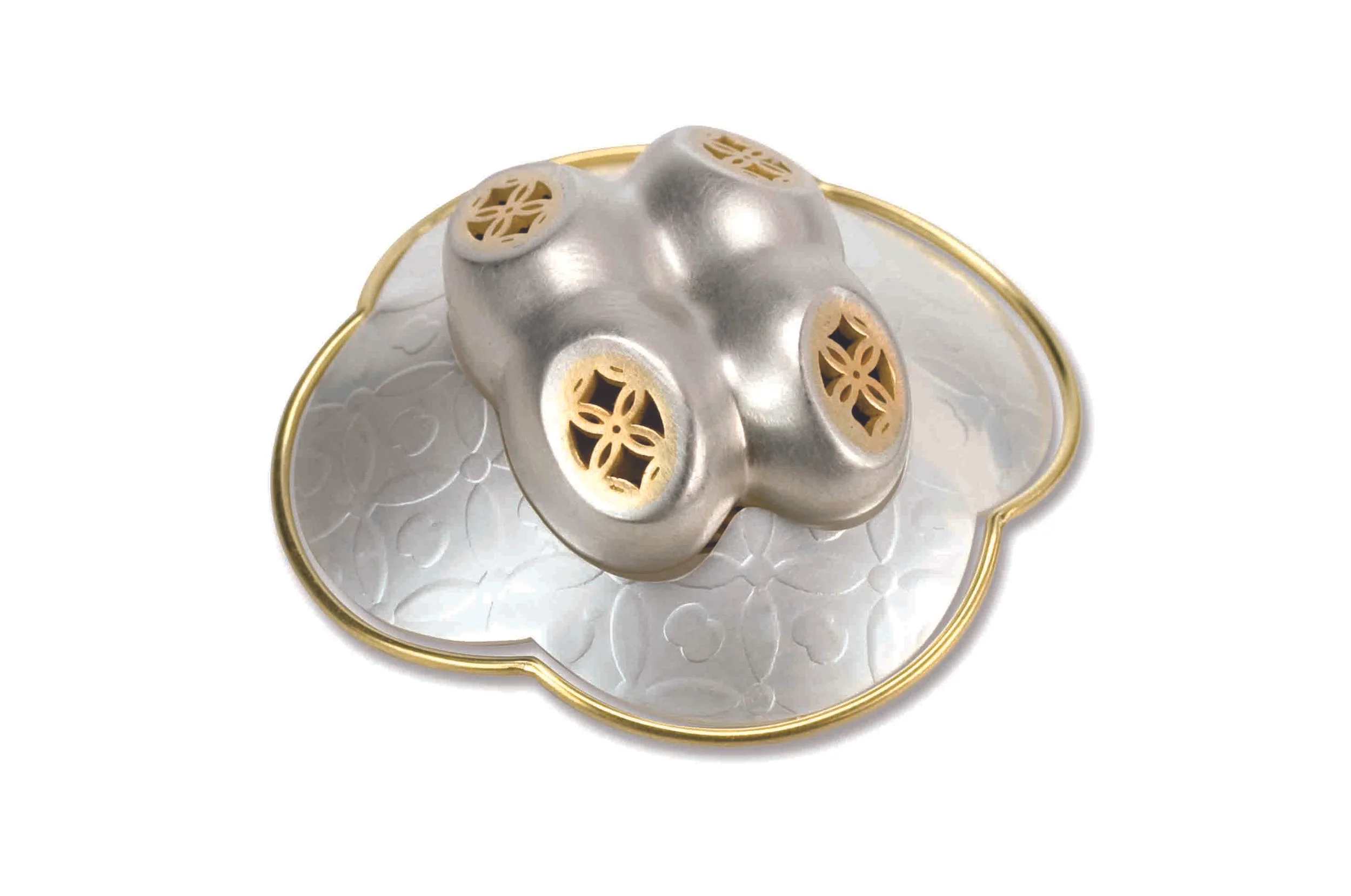08_McClure_Blastula_Brooch.jpg