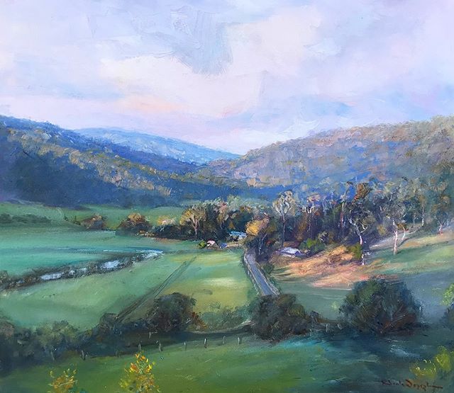 ‘YARRAMALONG VALLEY’
This piece will be featured along with other new oils in a mini exhibition that you’re all invited to at the @wyongmilkfactory - this Saturday 6-9pm and will run daily until the end of April. Hope to see you there. NJ 🥂
