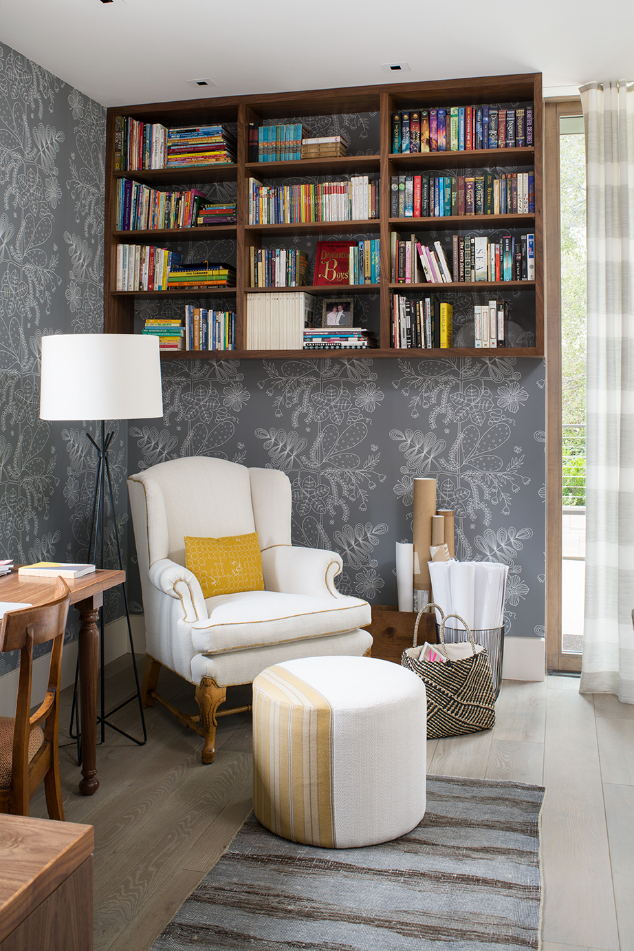DunsmuirInstituteArchitects_Mandeville_MeghanBobPhoto_OfficeBookshelfHERS_WEB.jpg