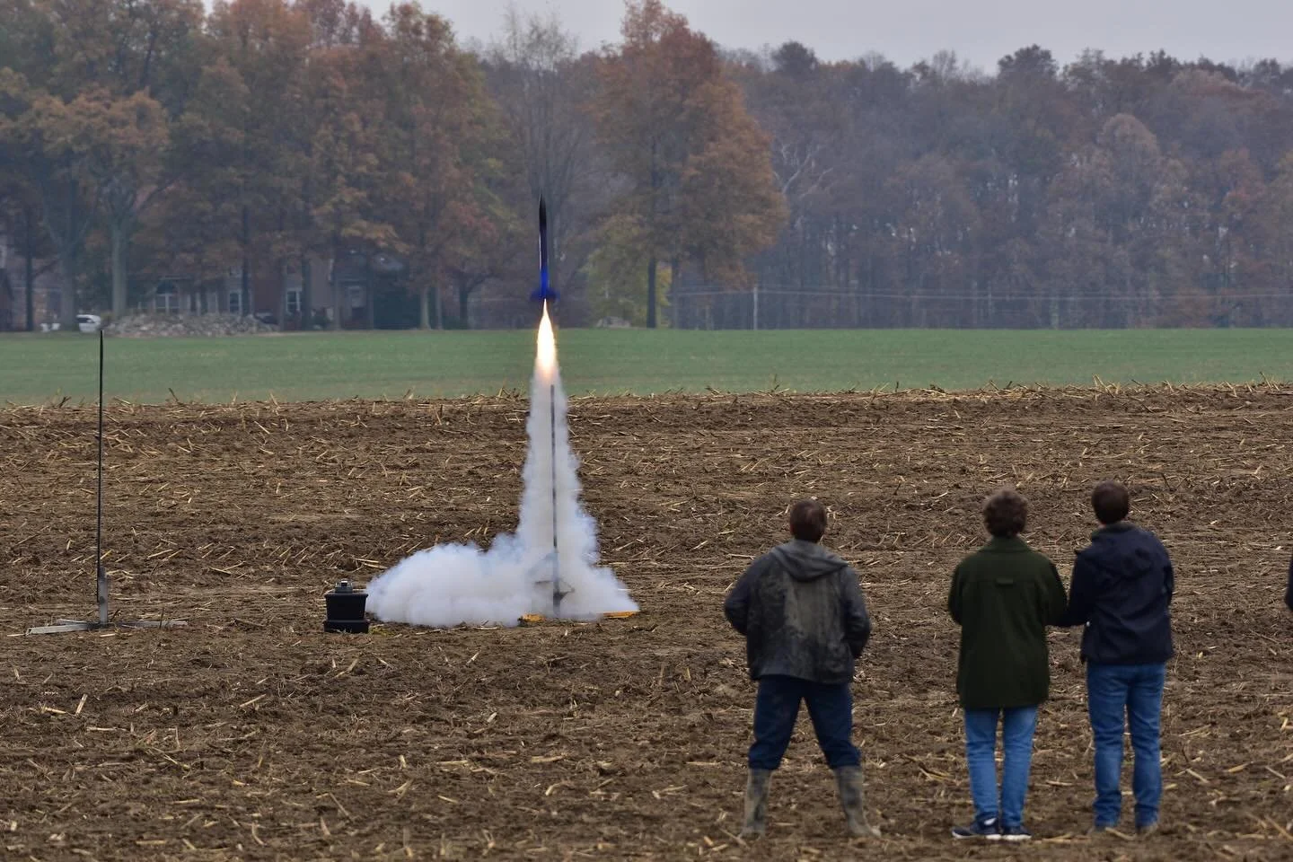 Over this past weekend we were able to do our first launch of the year! Our L1 program is a super fun opportunity for new members to build their own personal rockets. The process is a very hands on introduction into how a rocket works which provides 
