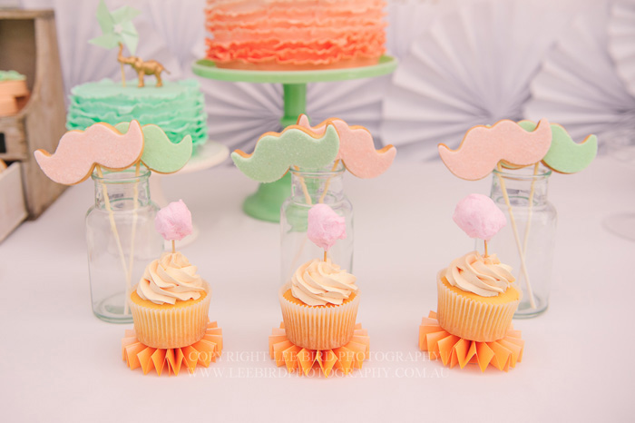 Cupcakes_and_Mustache_Cookies.jpg