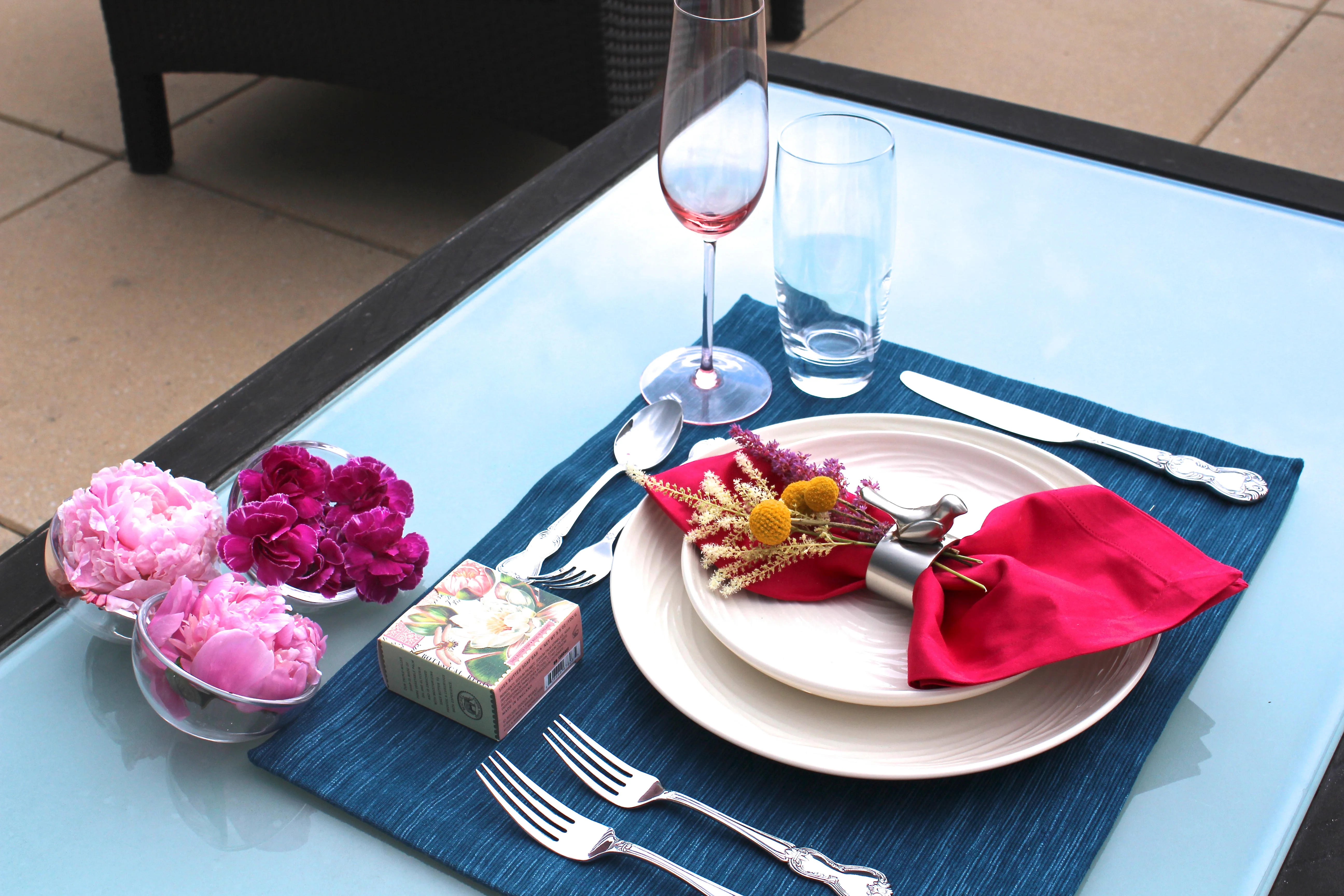 Mini Shoot: Navy & Pink