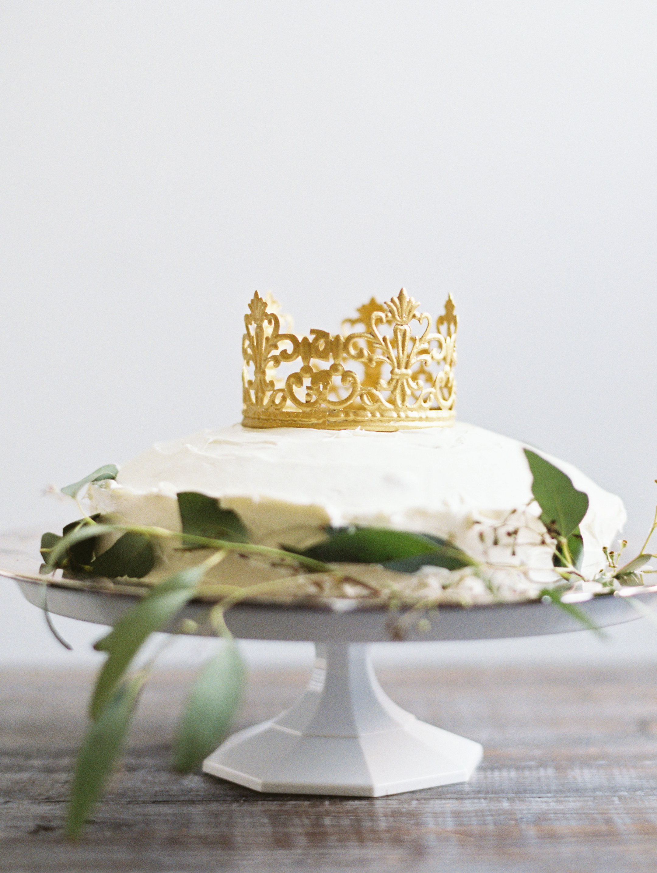 Le Petit Prince Baby Shower - Crown Cake