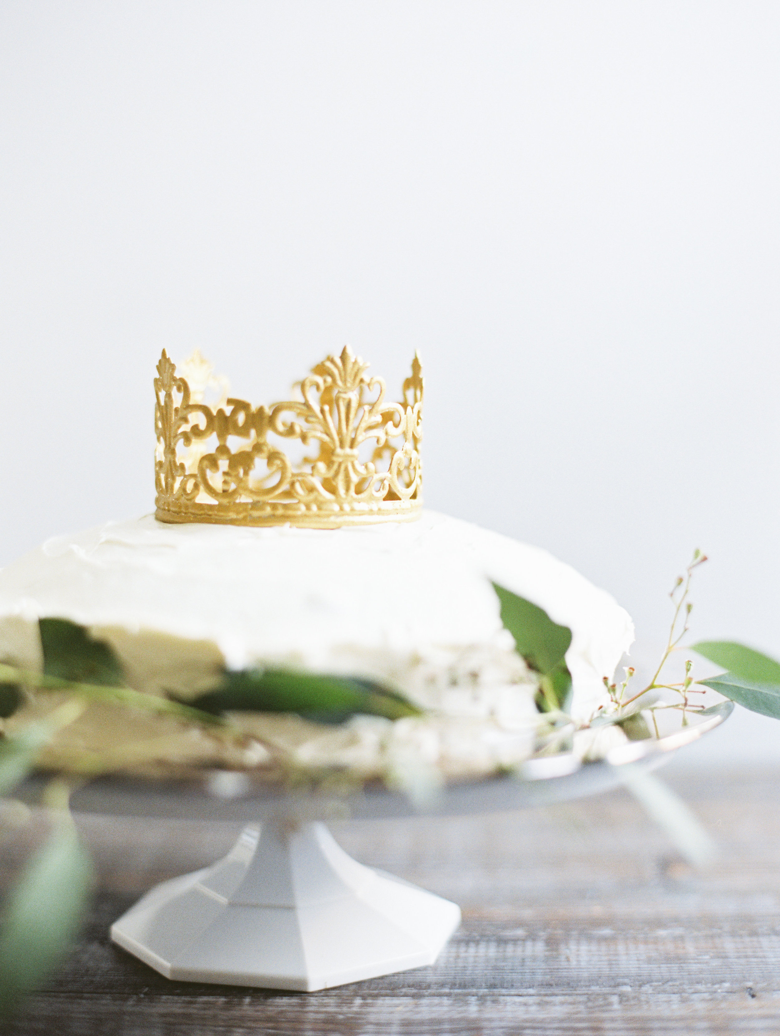 Le Petit Prince Baby Shower - Crown Cake