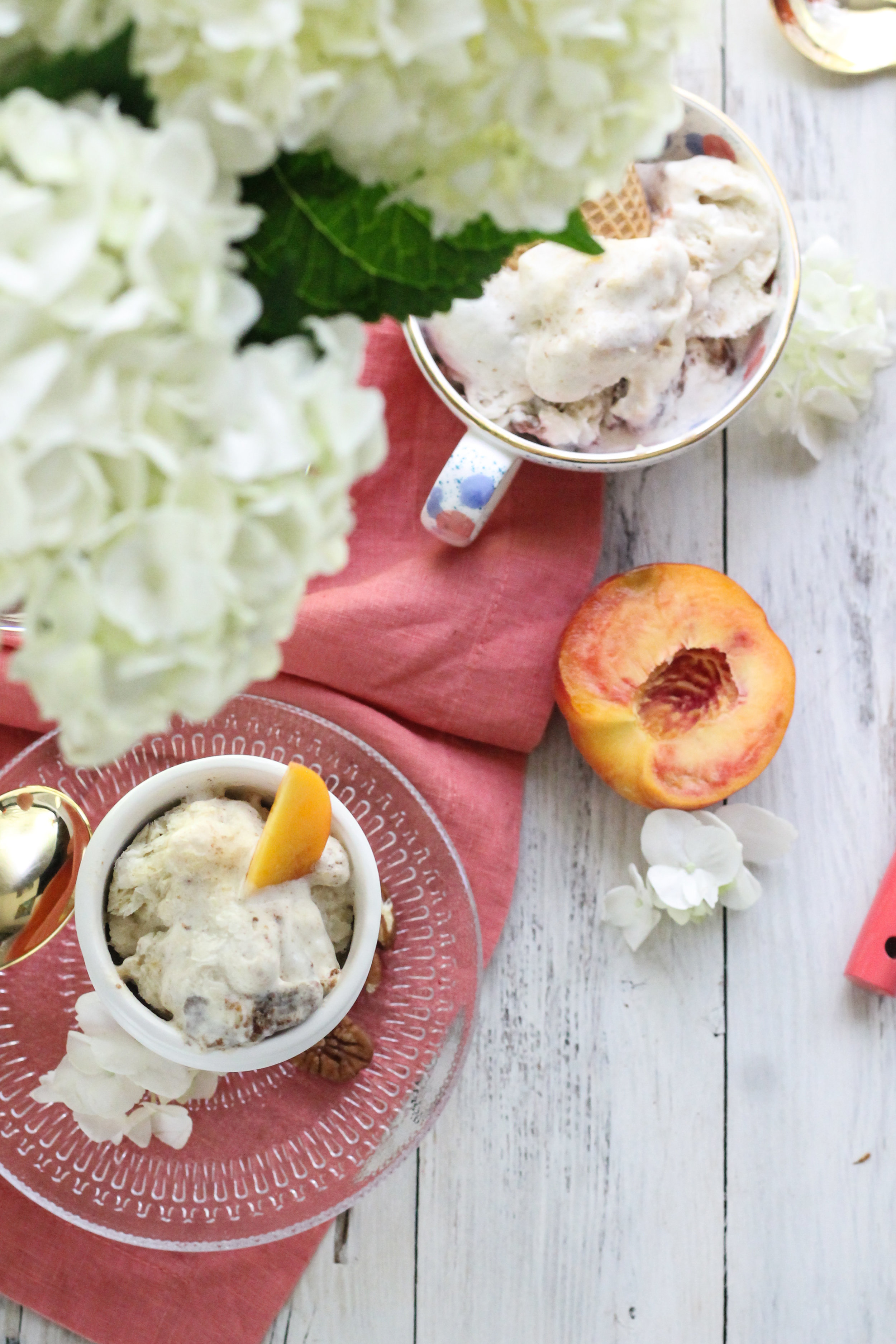 Brown Butter Peach & Spiced Pecan Ice Cream is the perfect way to celebrate the end of summer! [ www.pedanticfoodie.com ]