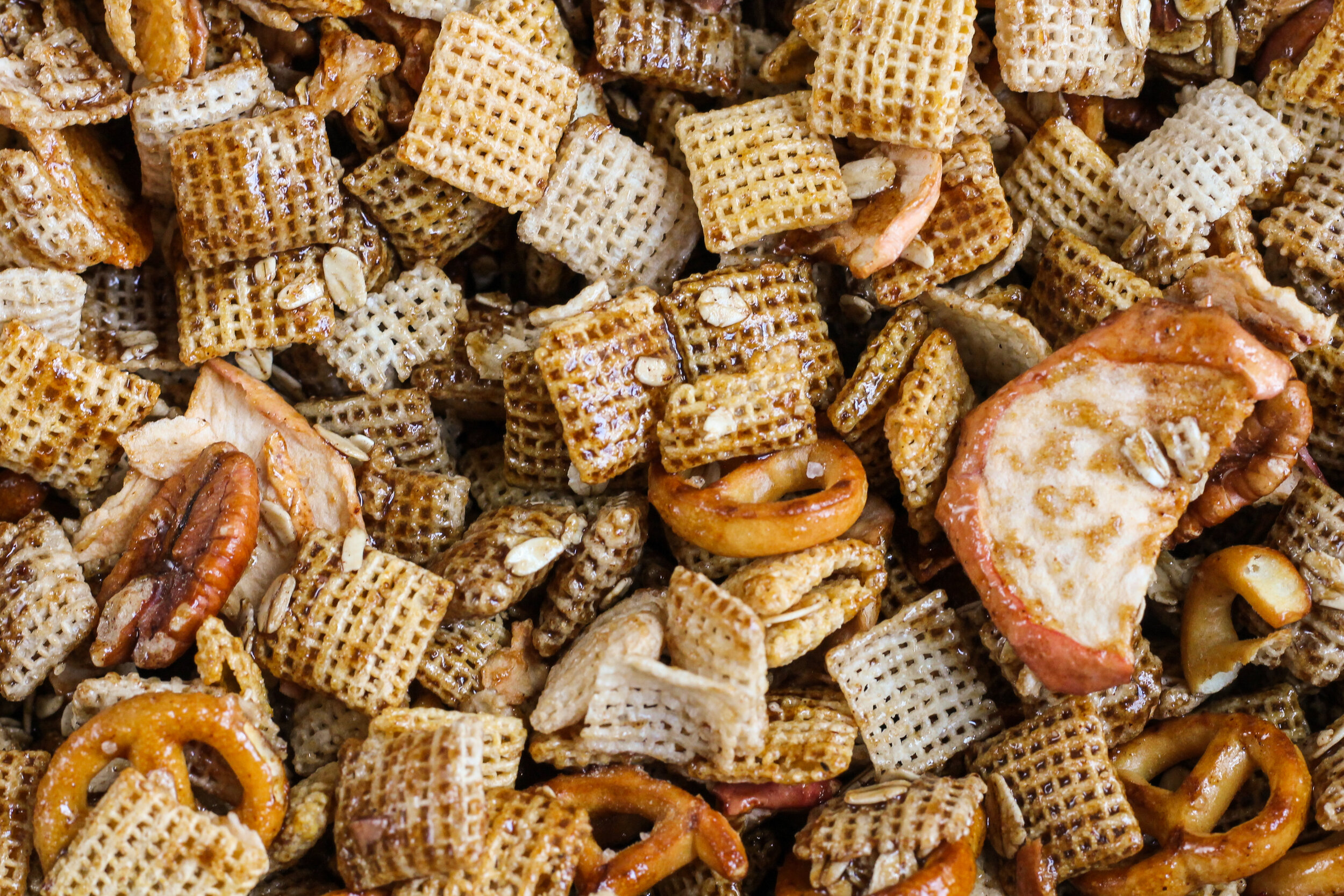 Apple Cider Chex Mix — Plate Fete