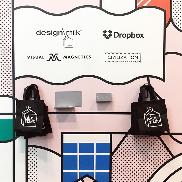#designmilk tote bags are disappearing fast. Last day with #dmmilkstand @icff_nyc ! Come visit us at booth #105

@tinybadgerceramics @capsule @dittohouse_ @yumiendo @vanessagade @visualmagnetics @designmilk @dropbox #tradeshow #icff_nyc #icff2017 #DM
