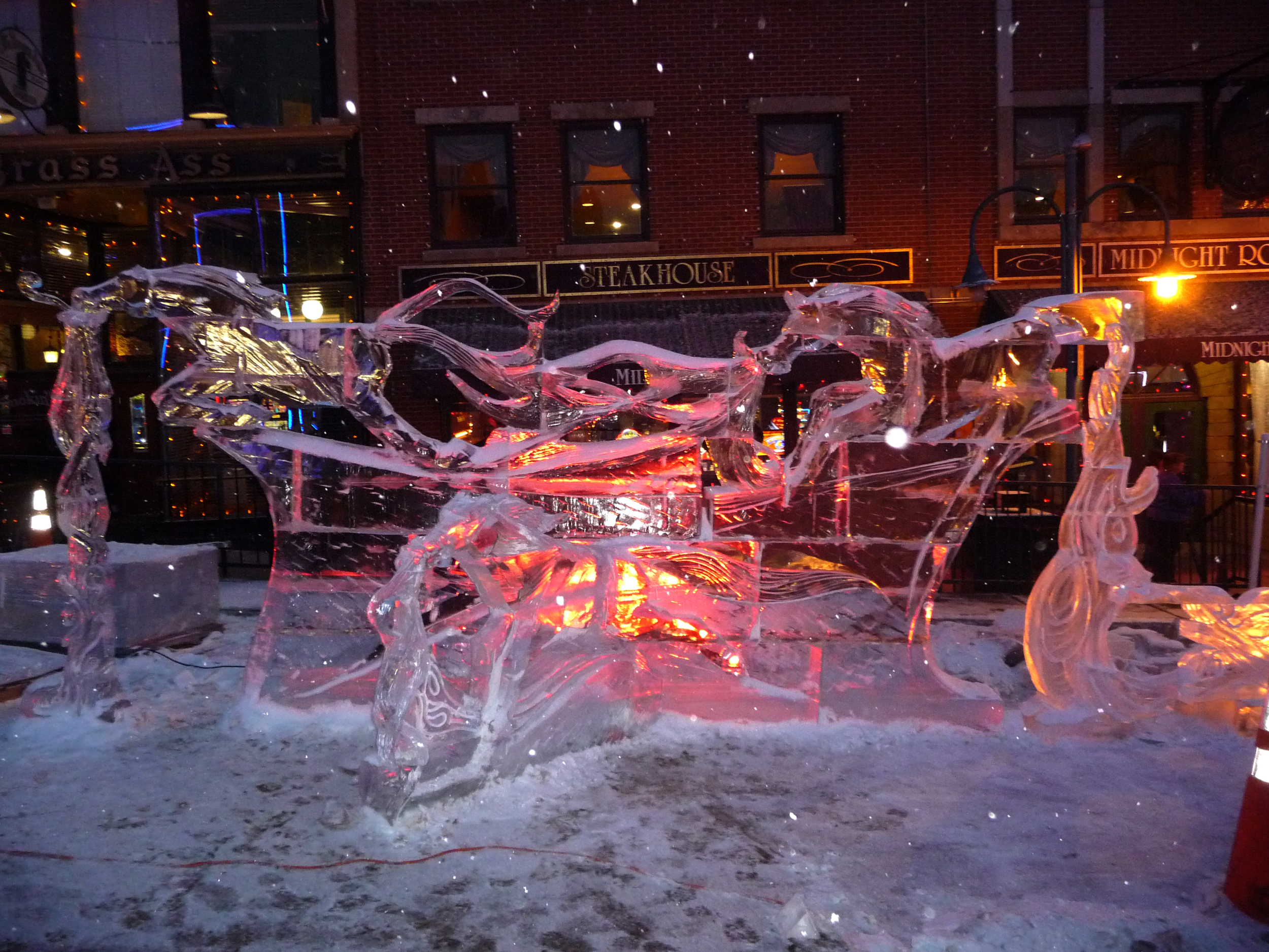 thomas-barlow_ice_horses.jpg