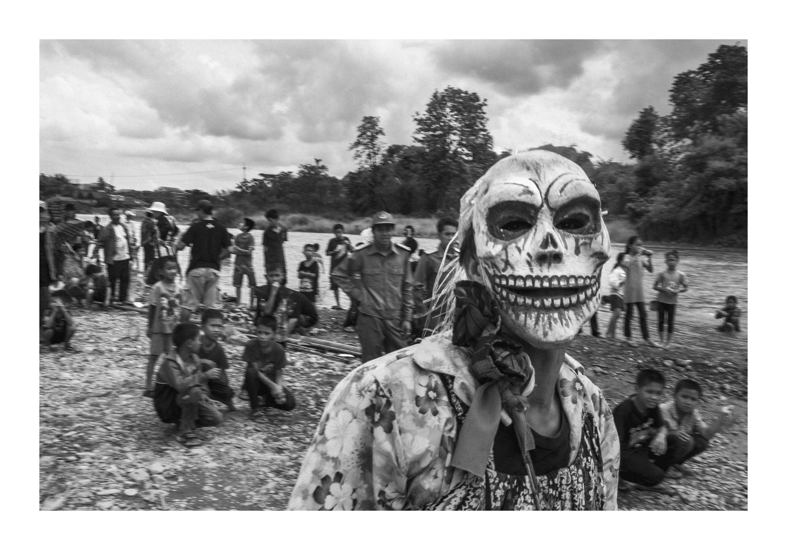 Honouring The Toad  King, Phaya Khang Khok (2014)