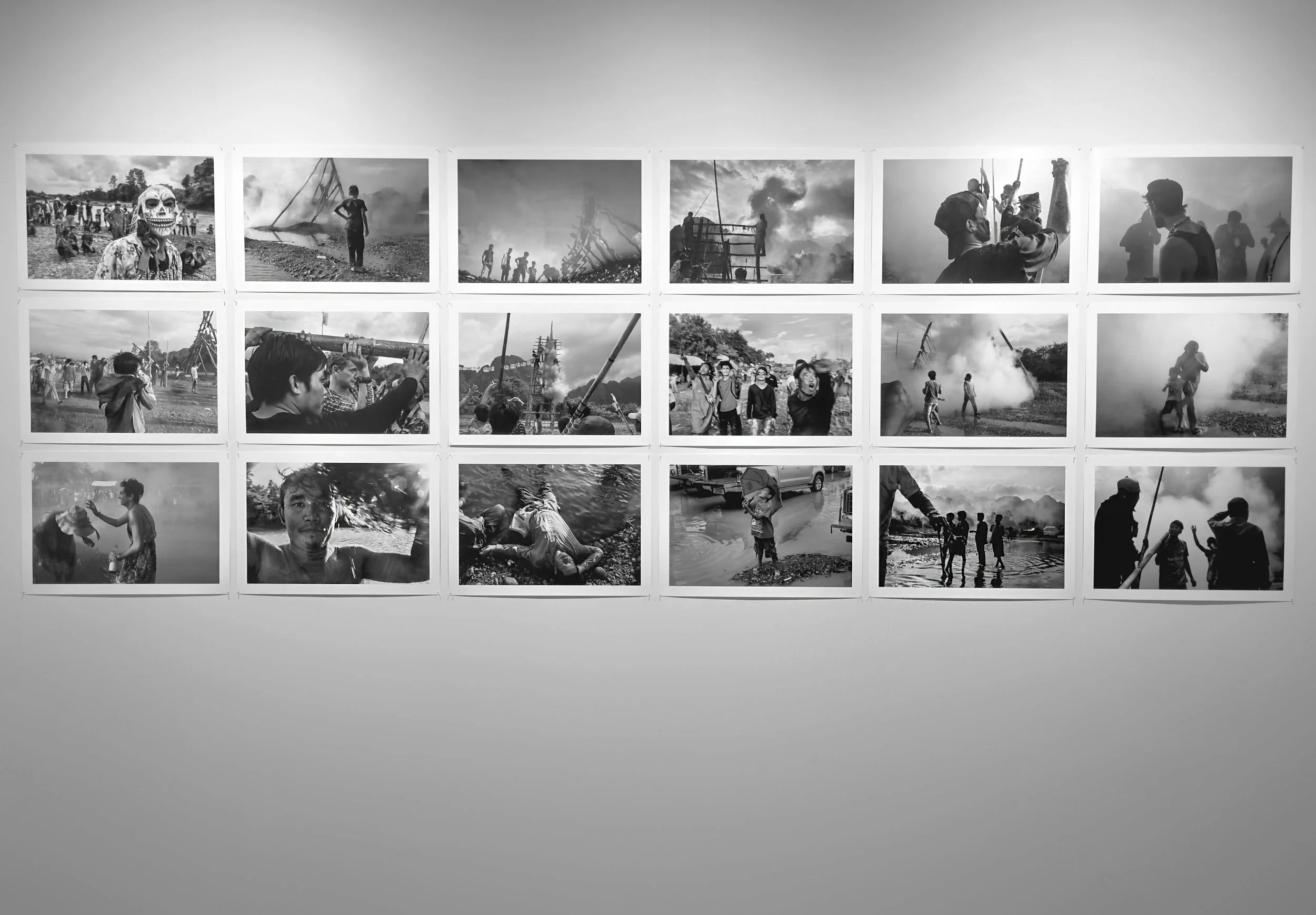 LR_B-W_SMOKE - 6 copy.jpg