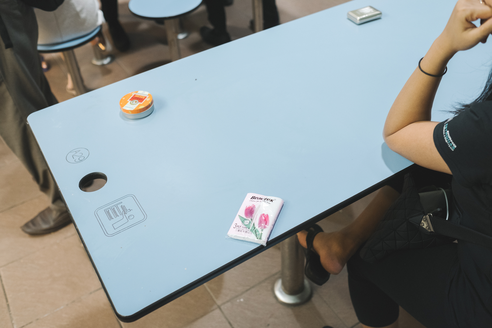 Rushing and 'chope'-ing seats?