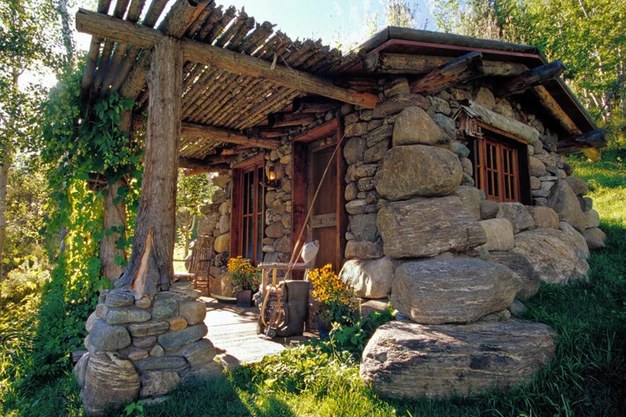 fish-cabin-1.jpg