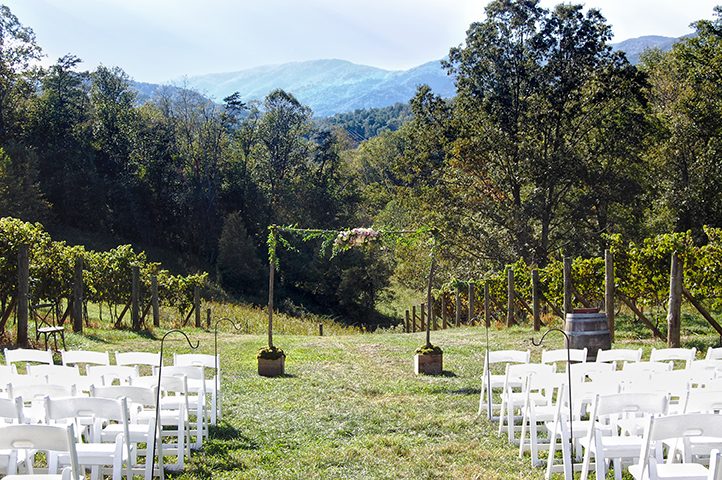 Ceremony03_72dpi.jpg