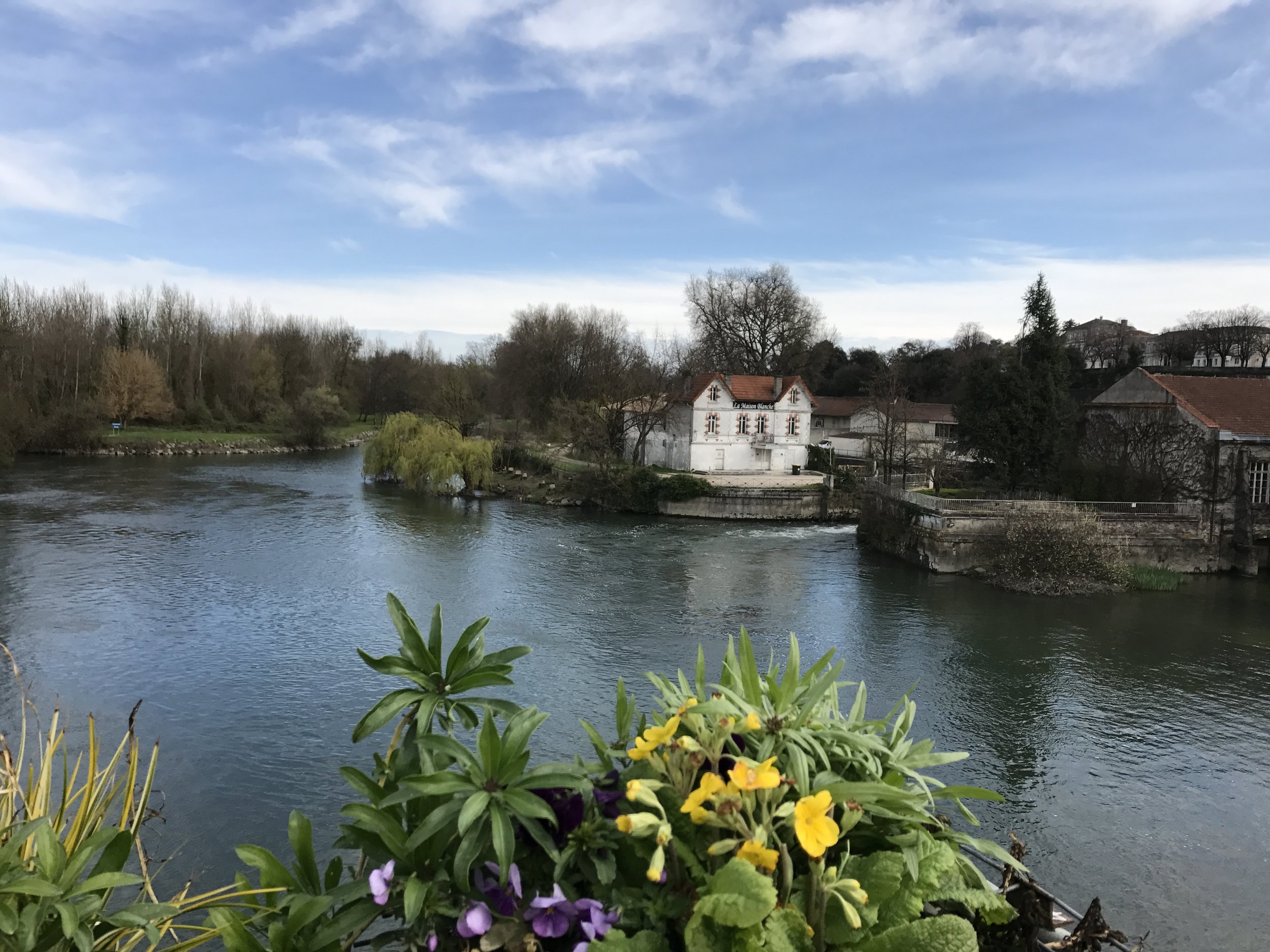 The view north from Ponte Neuf in Cognac