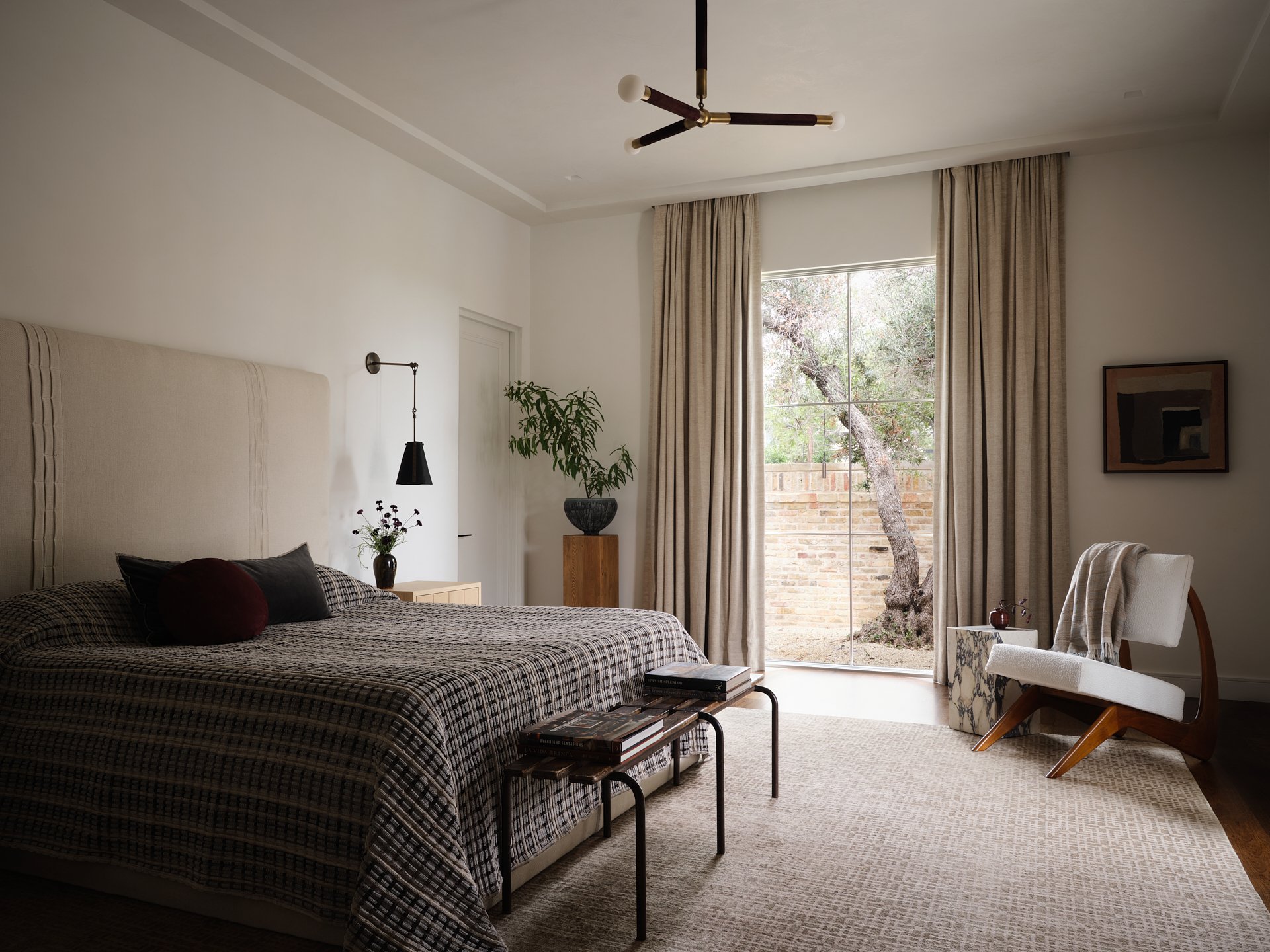 Lindsay Brown_Lindsay Brown_Primrose15135_web 1.jpg