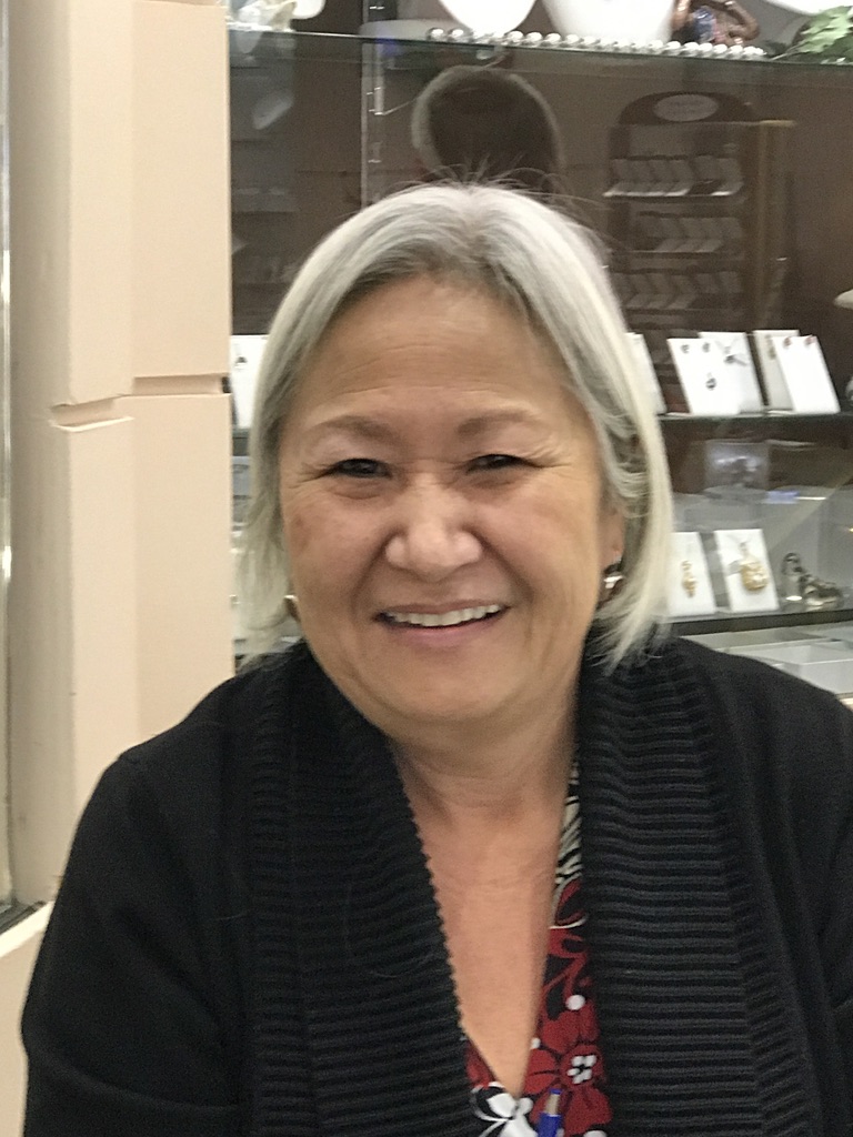 Lori .. Lori is a former manager of Macy's fine jewelry department in Downtown DC. You will find Lori pleasant and helpful to work with.