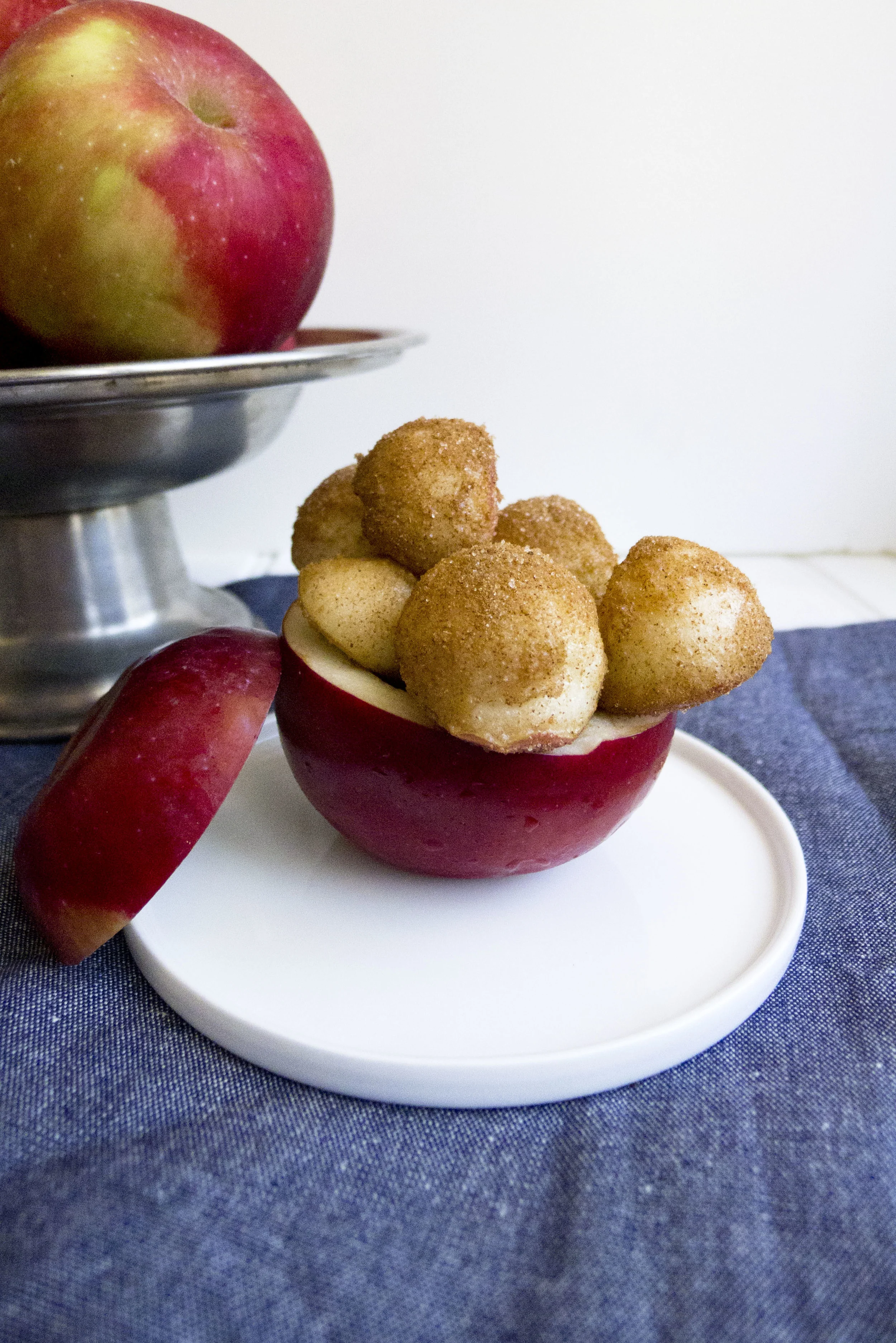 Healthy-Mini-Cinnamon-Sugar-Apple-Bites.jpg