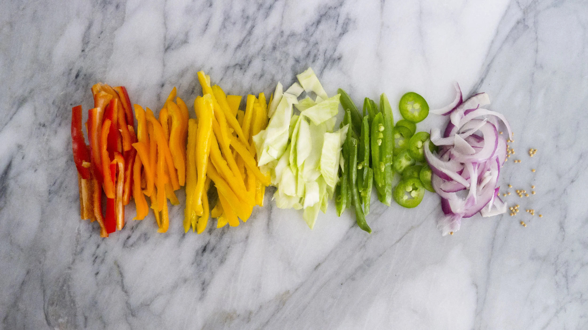 rainbow pepper slaw 