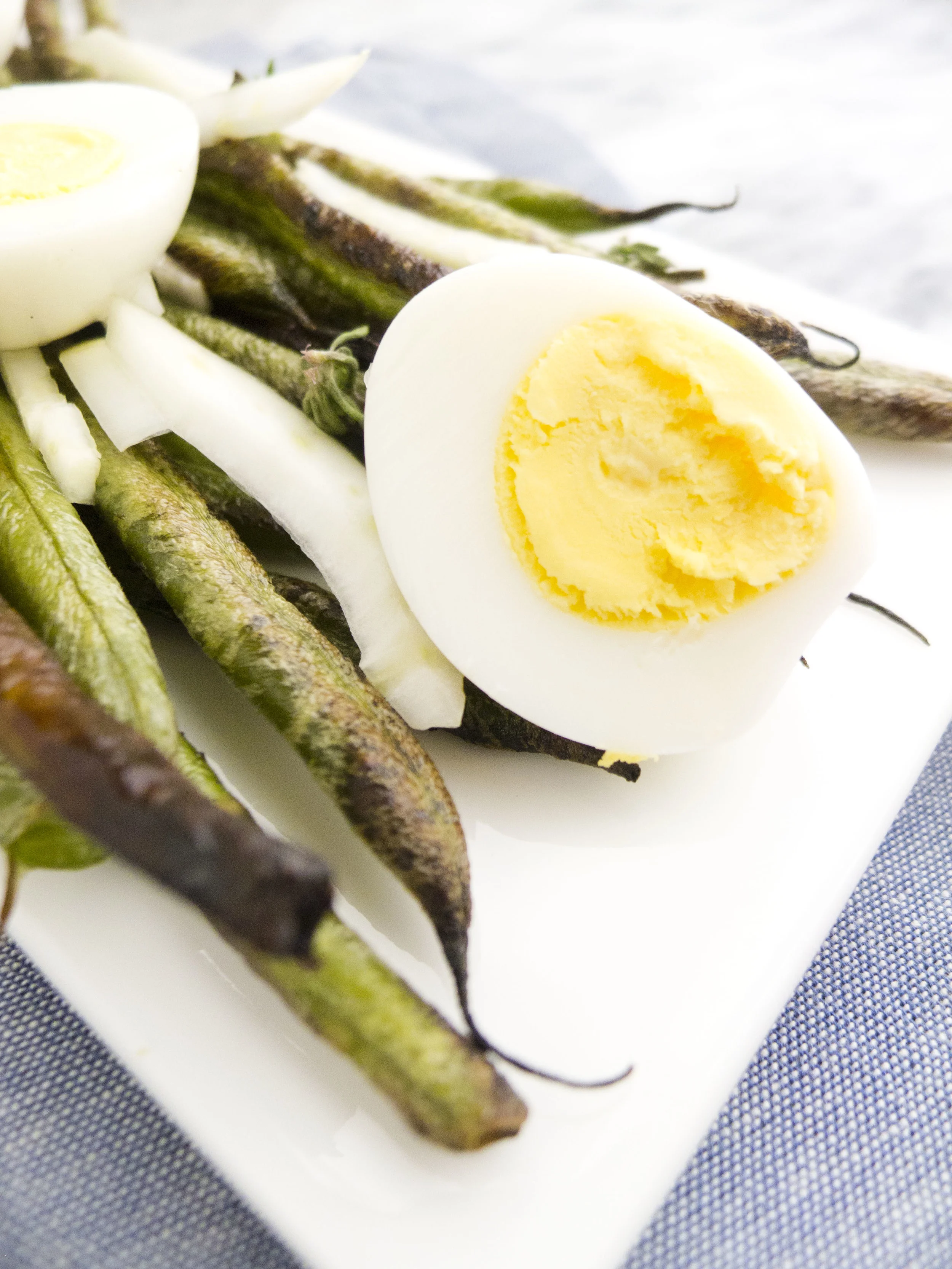 Spring salad: roasted haricot verts with fennel and quail eggs