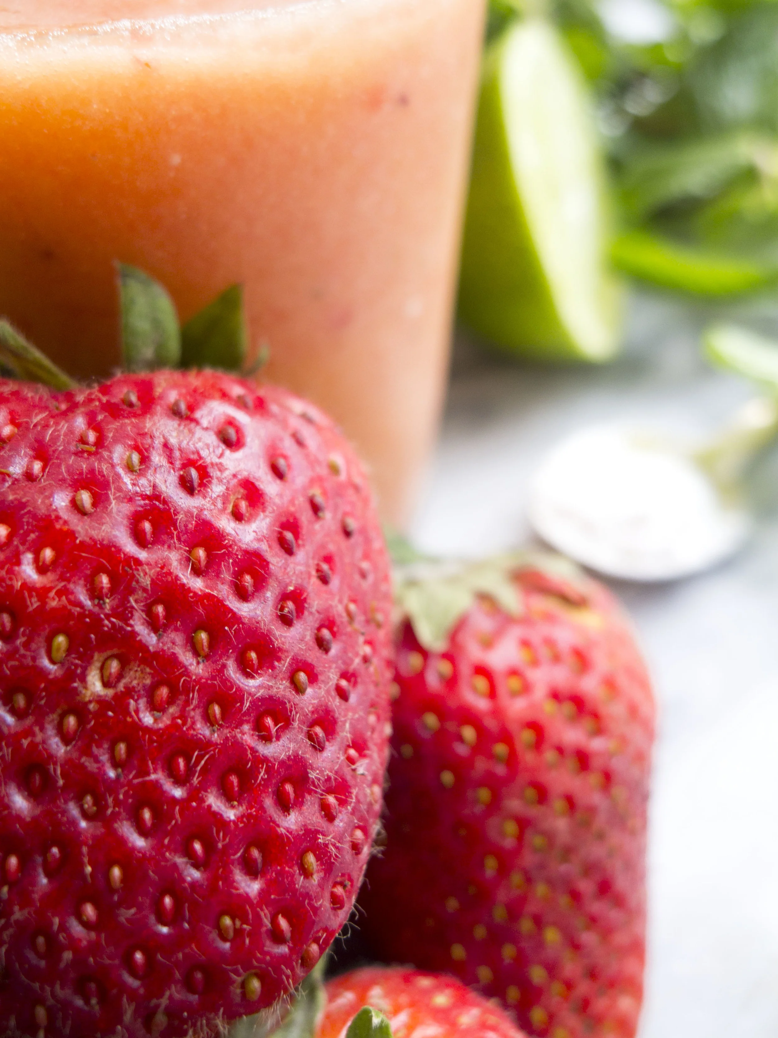 Beauty Booster Smoothie: Mango Strawberry