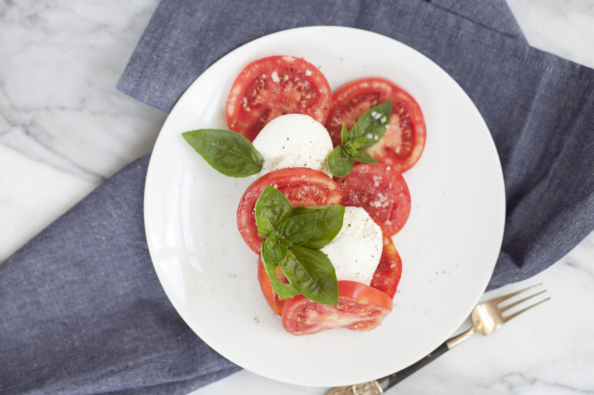 Breakfast Caprese Salad 