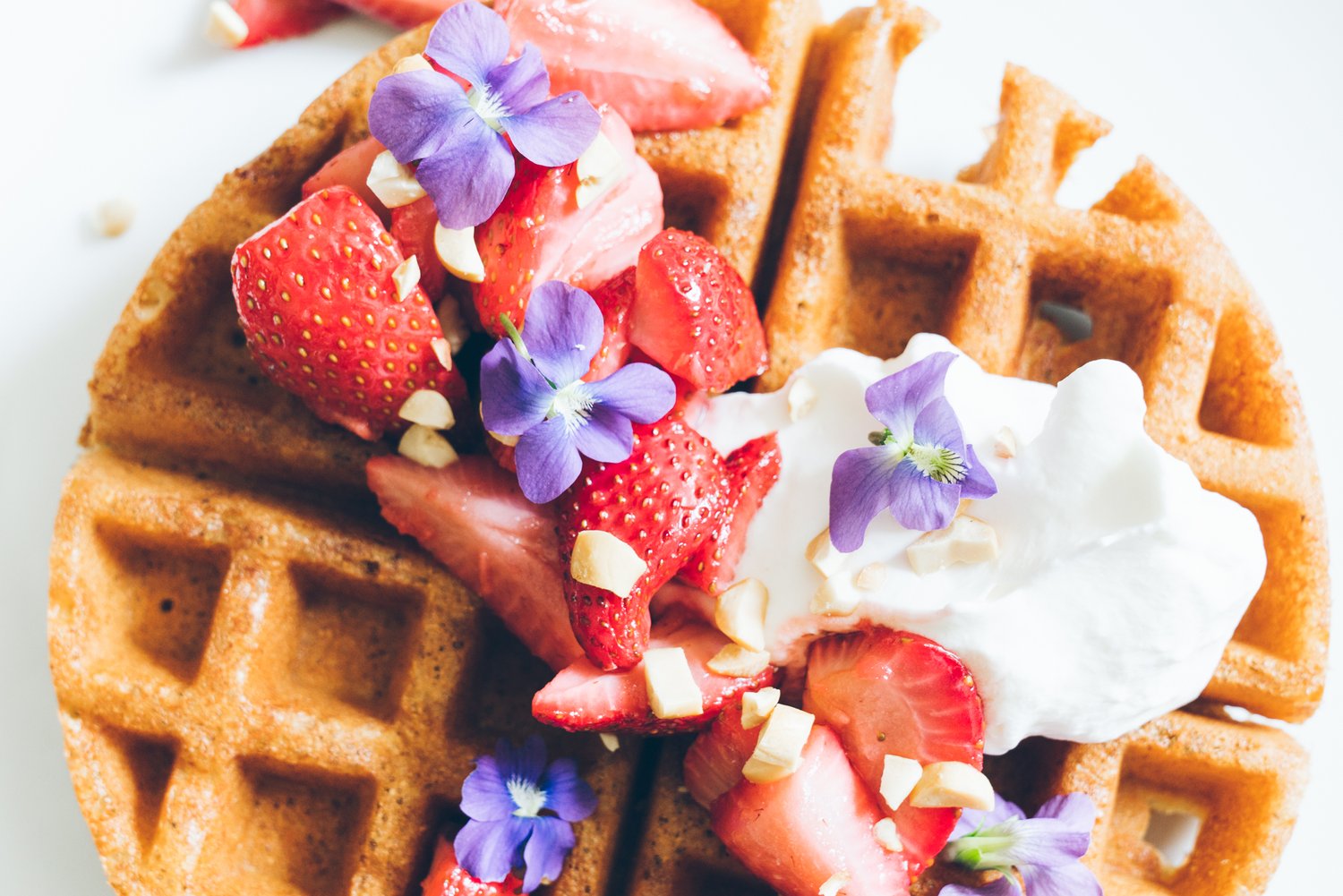 How to Make Strawberry Topping for Waffles: Easy & Delicious Recipe