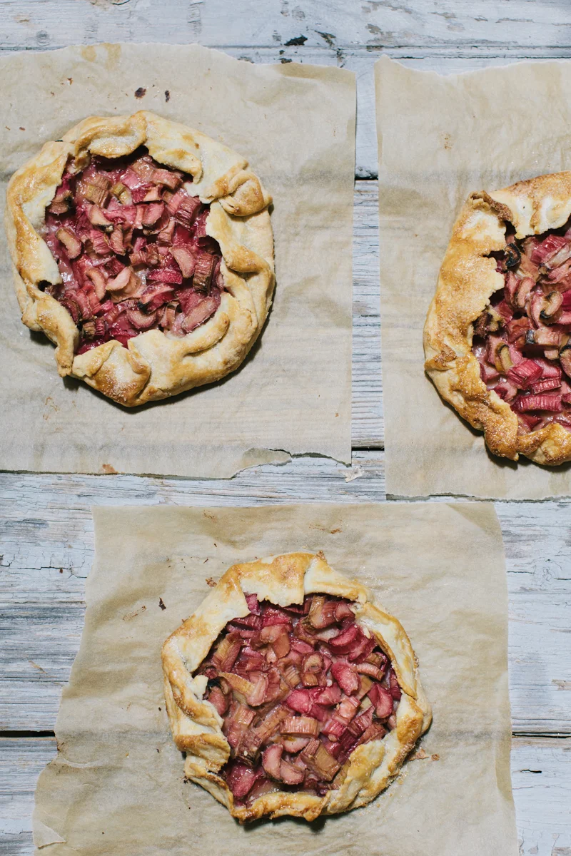 20140511ma_rhubarb_galette-30.jpg