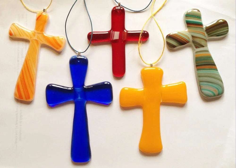 Glass crosses