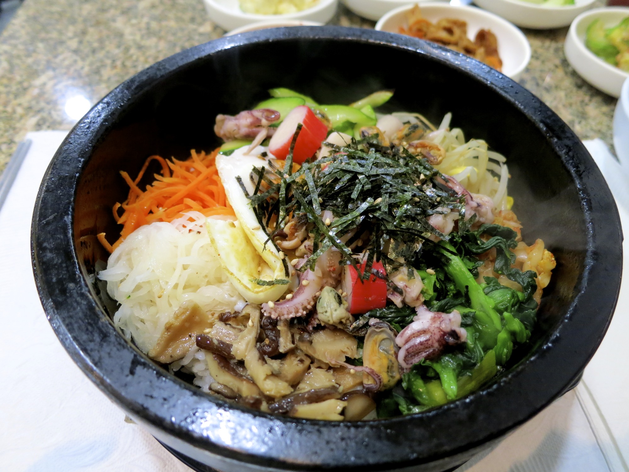 Haemool Dor Sot Bibim Bap ($10.19)