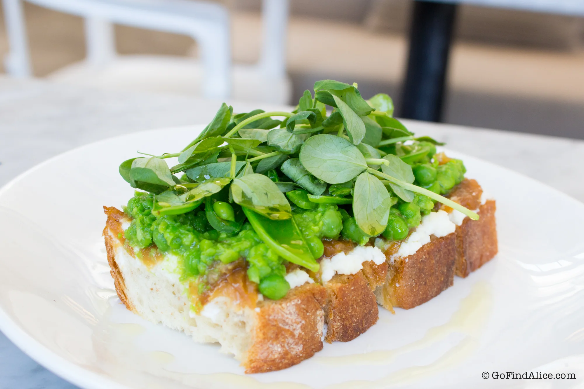 Pea toast