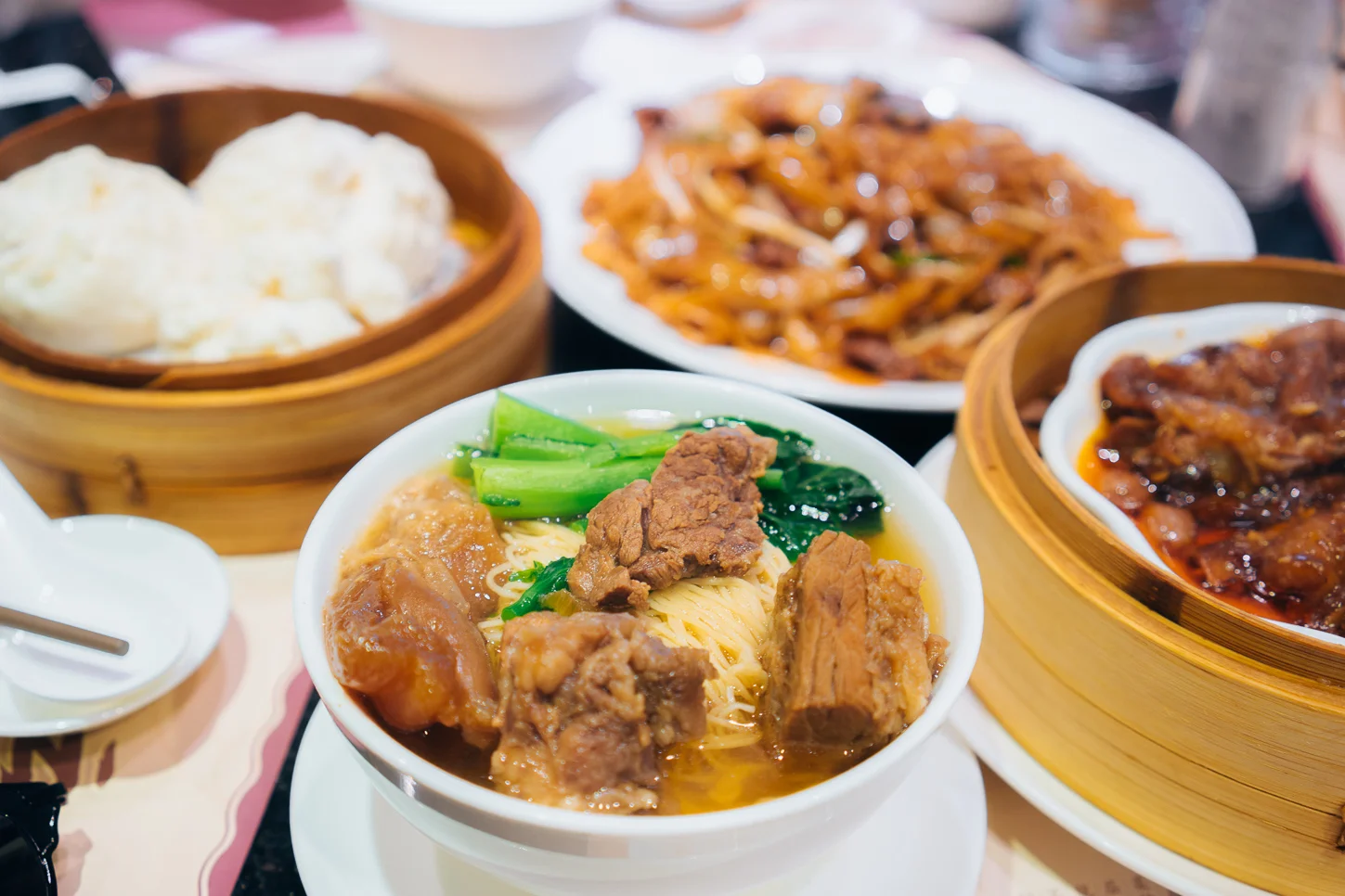 [Shanghai] Tasty Congee & Noodle Wantun Shop (正斗粥麵專家) - iapm 