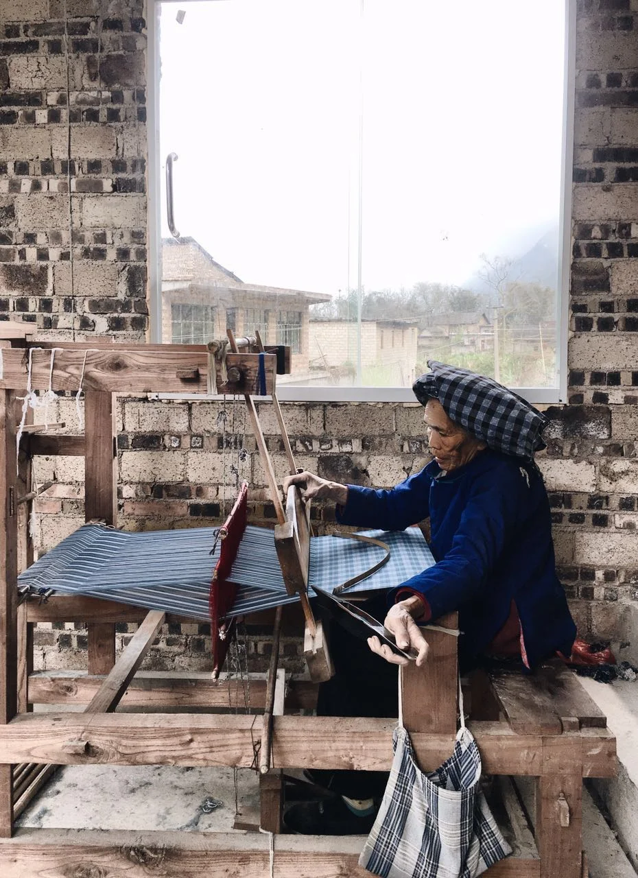 [Guizhou, China] A Look into the Buyi (or Bouyei) Tribe 布依族 