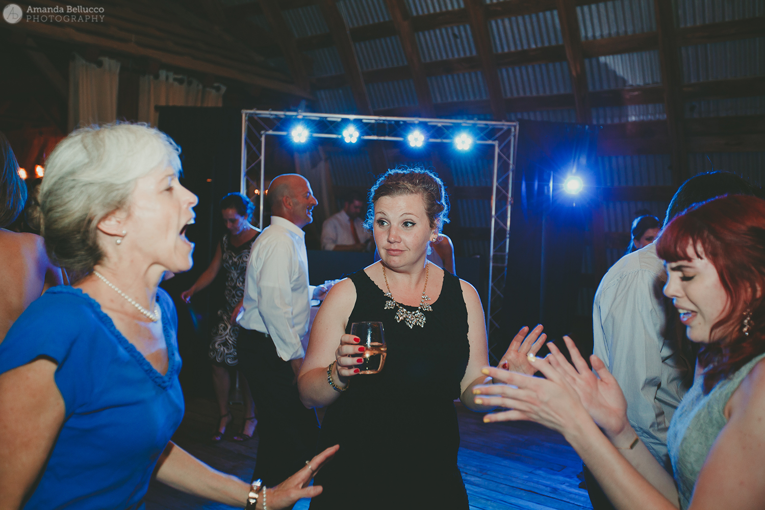 hayloft_on_the_arch_wedding_photography_85.jpg