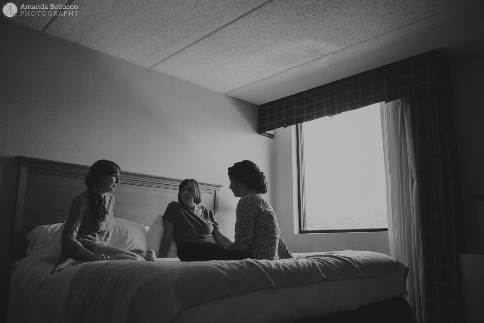 17-syracuse_wedding_photographer.jpg