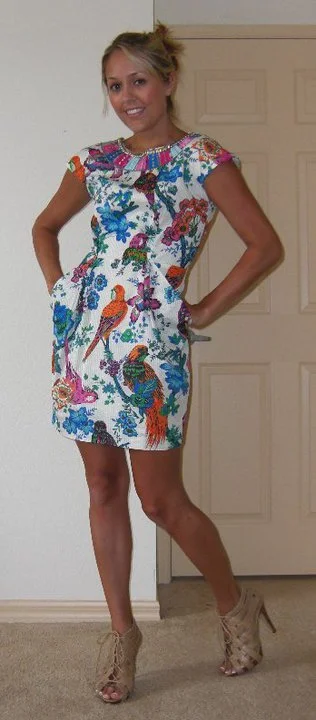 Another dress up for sale on eBay! I love it (!!!) but it's 2 sizes too big for me (I pinned it back with clothes pins for the picture).