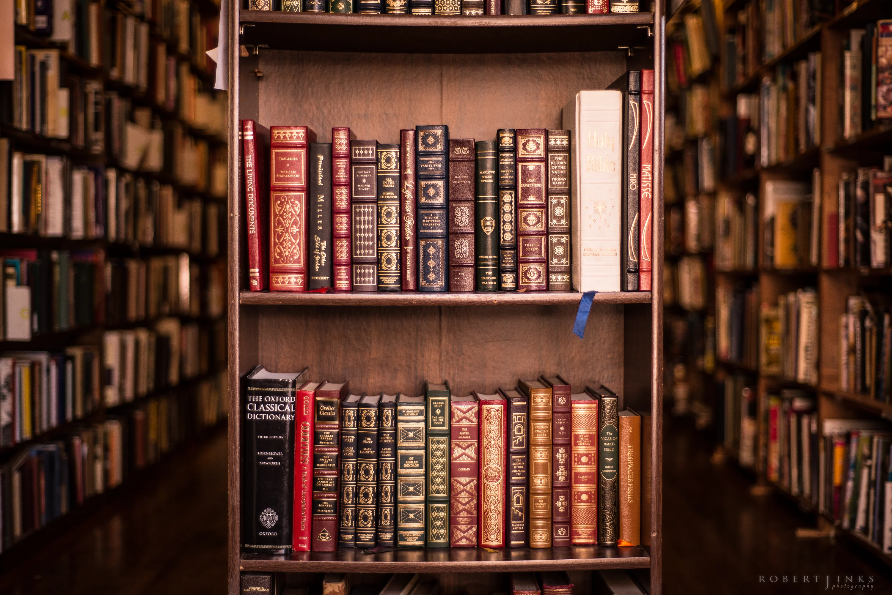 Prospero's Books | Historic Old Town Manassas Bookstore