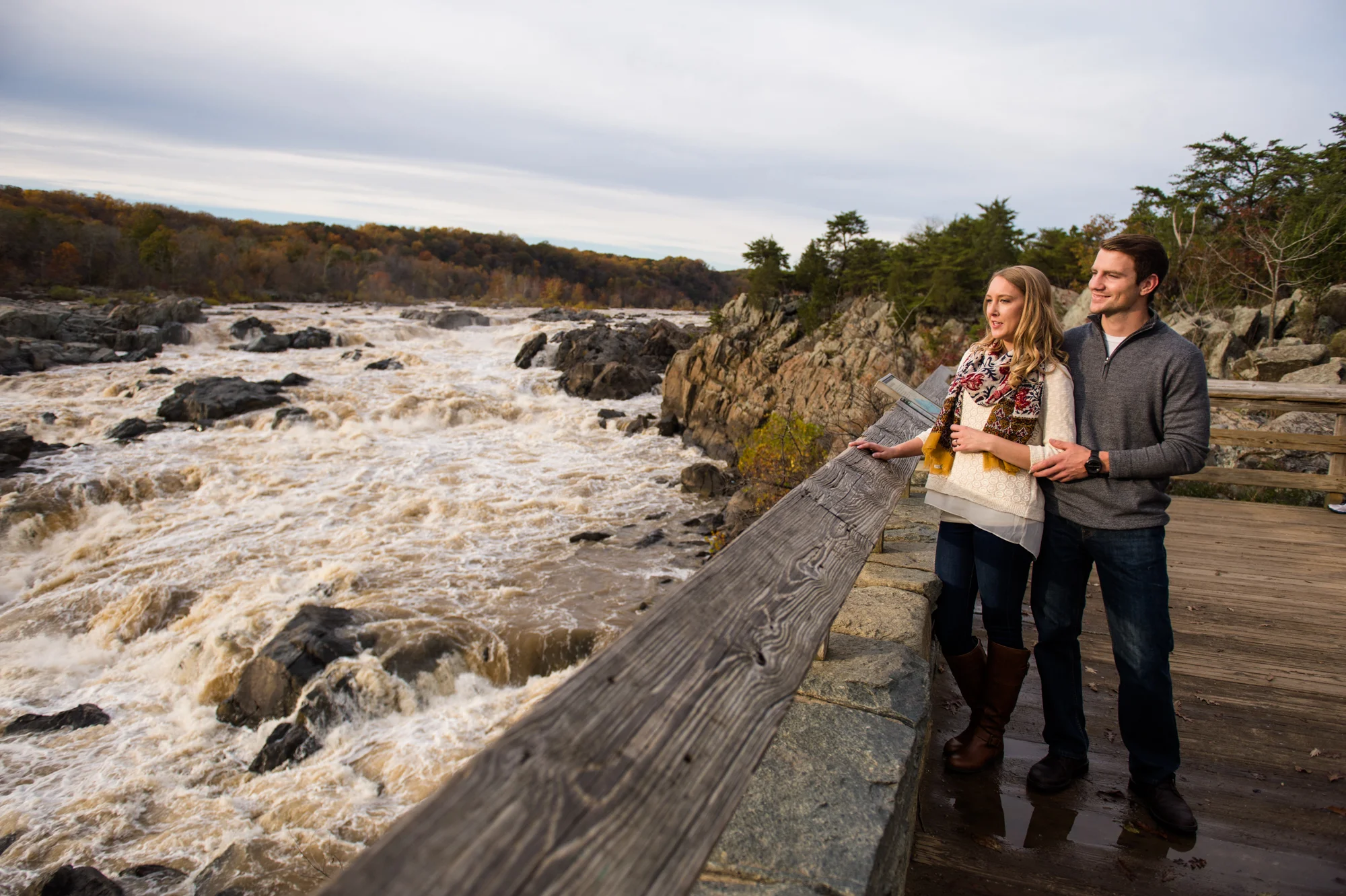 Billy and Amanda: Engagement photos at Great Falls National Park