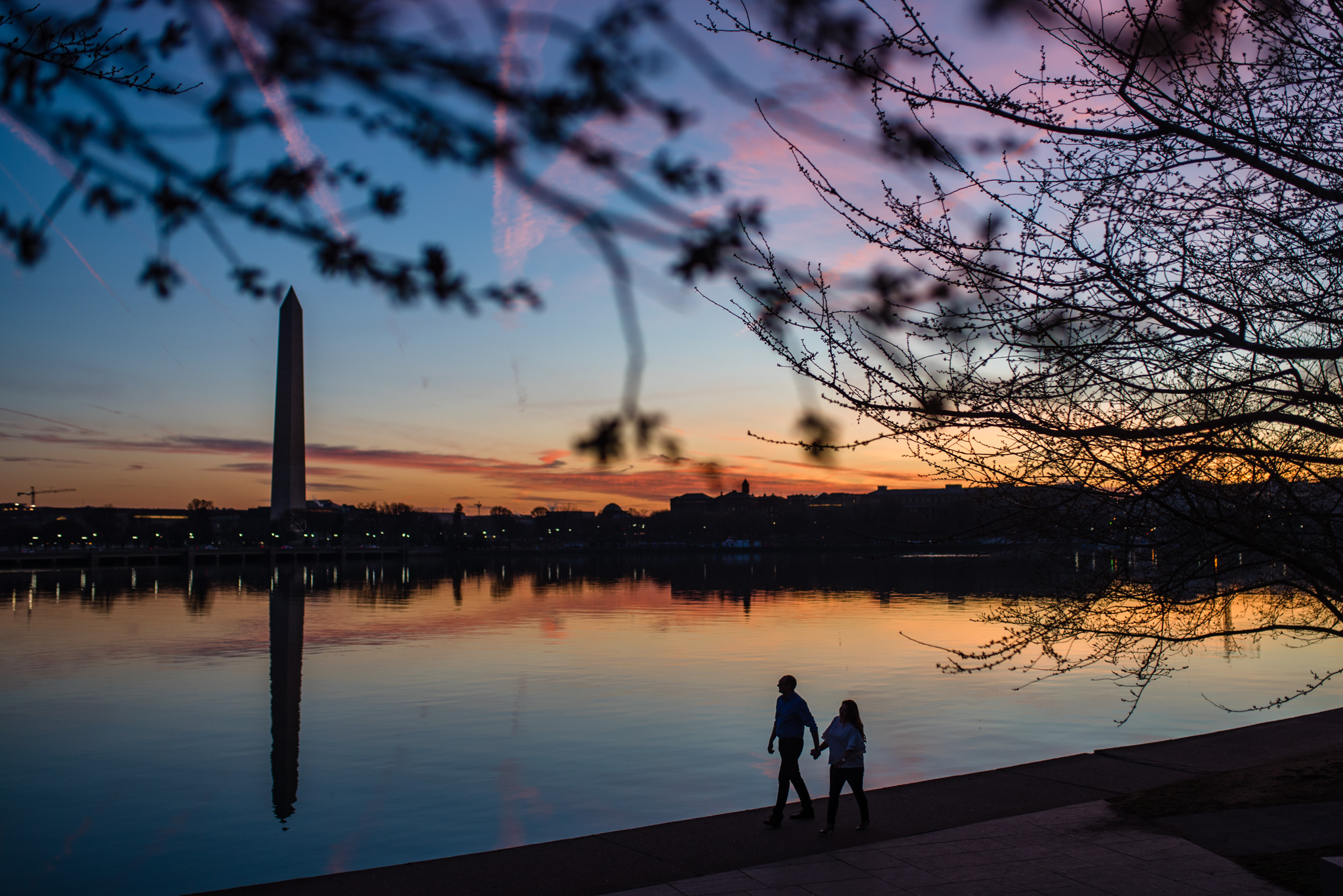 Engagement session at the Tidal Basin in Washington DC