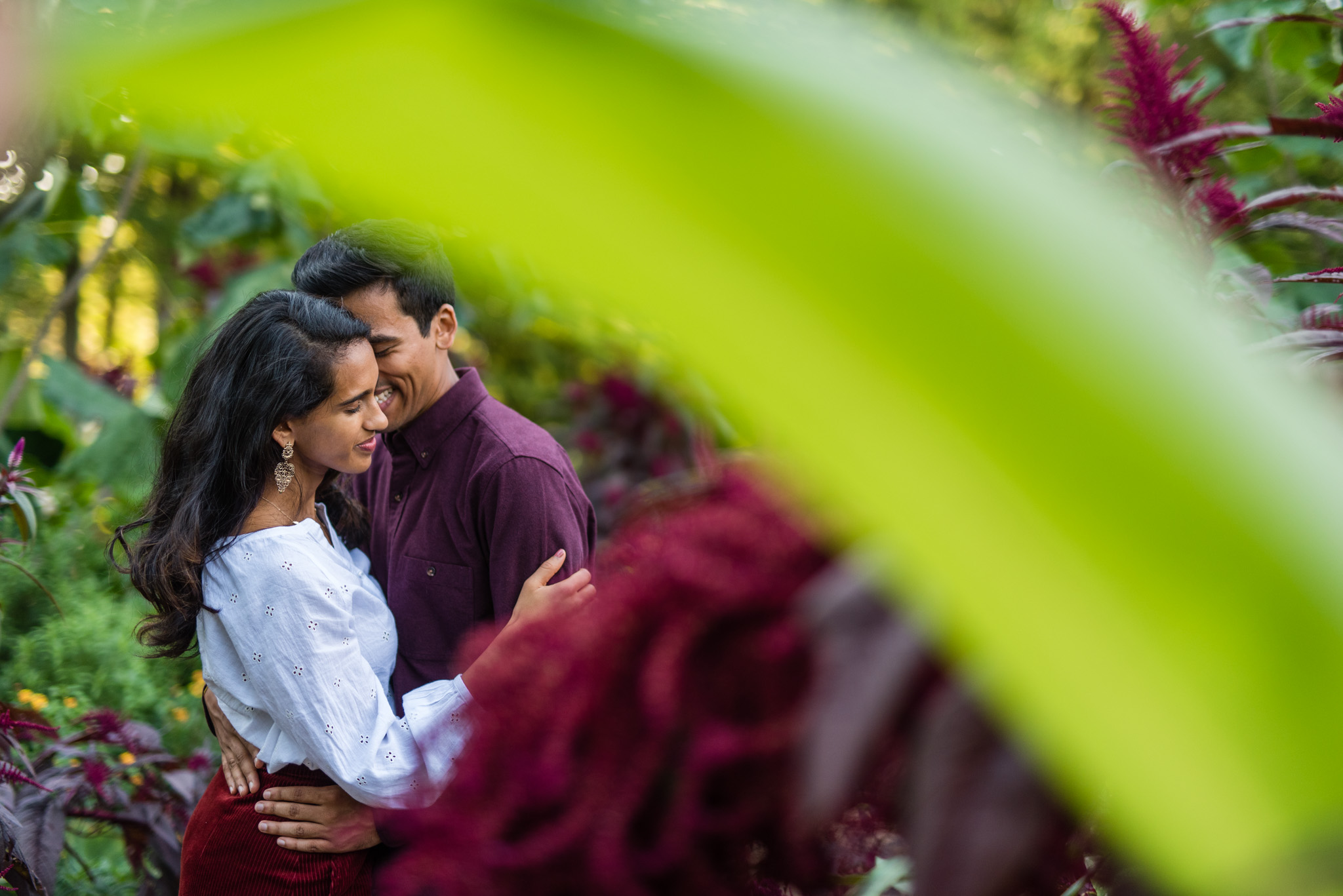engagement session at Meadowlark Gardens
