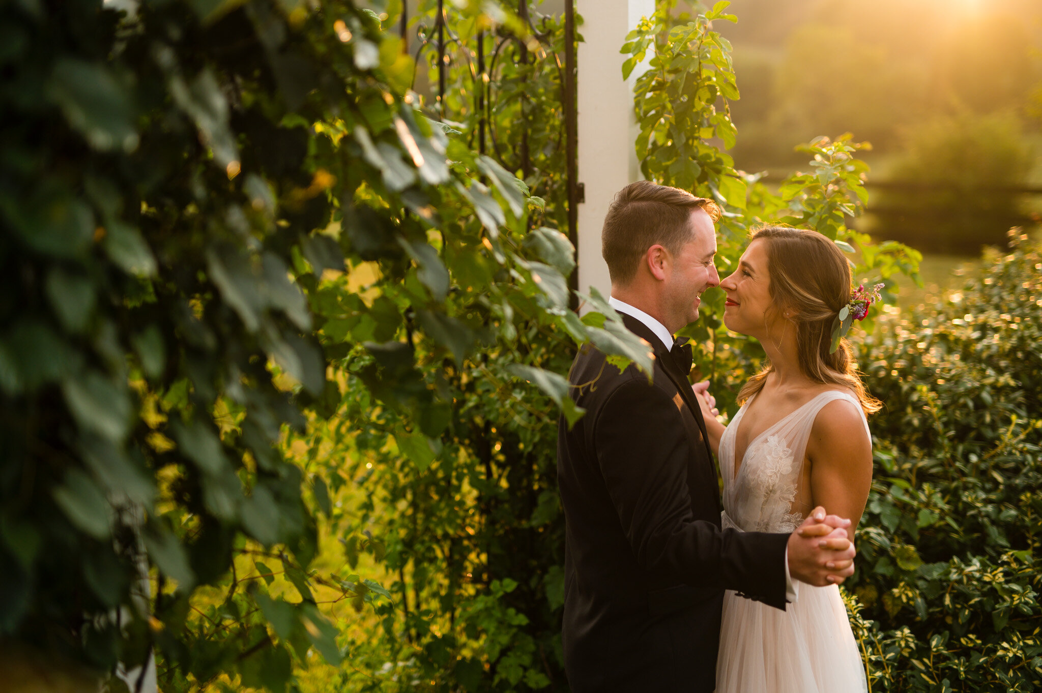 Walden Hall Warm Summer Wedding