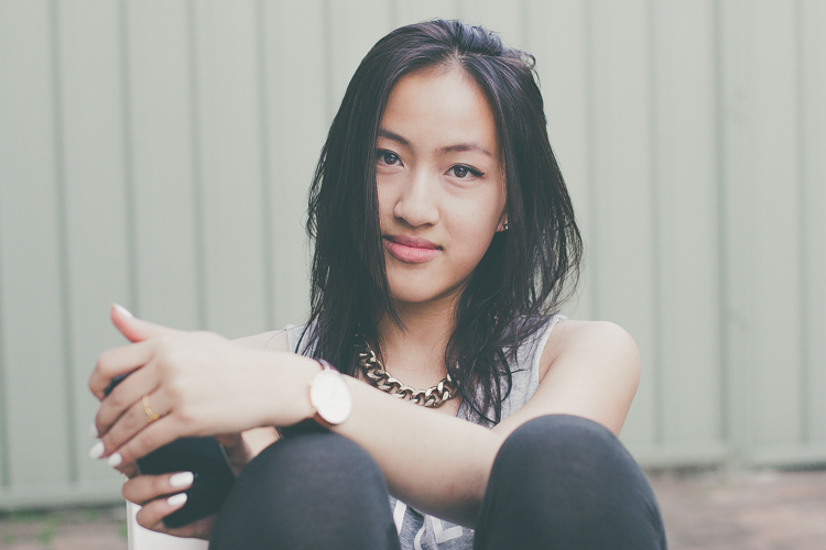 Stay in touch with Melinda on her fashion blog: Standinh Apparel .