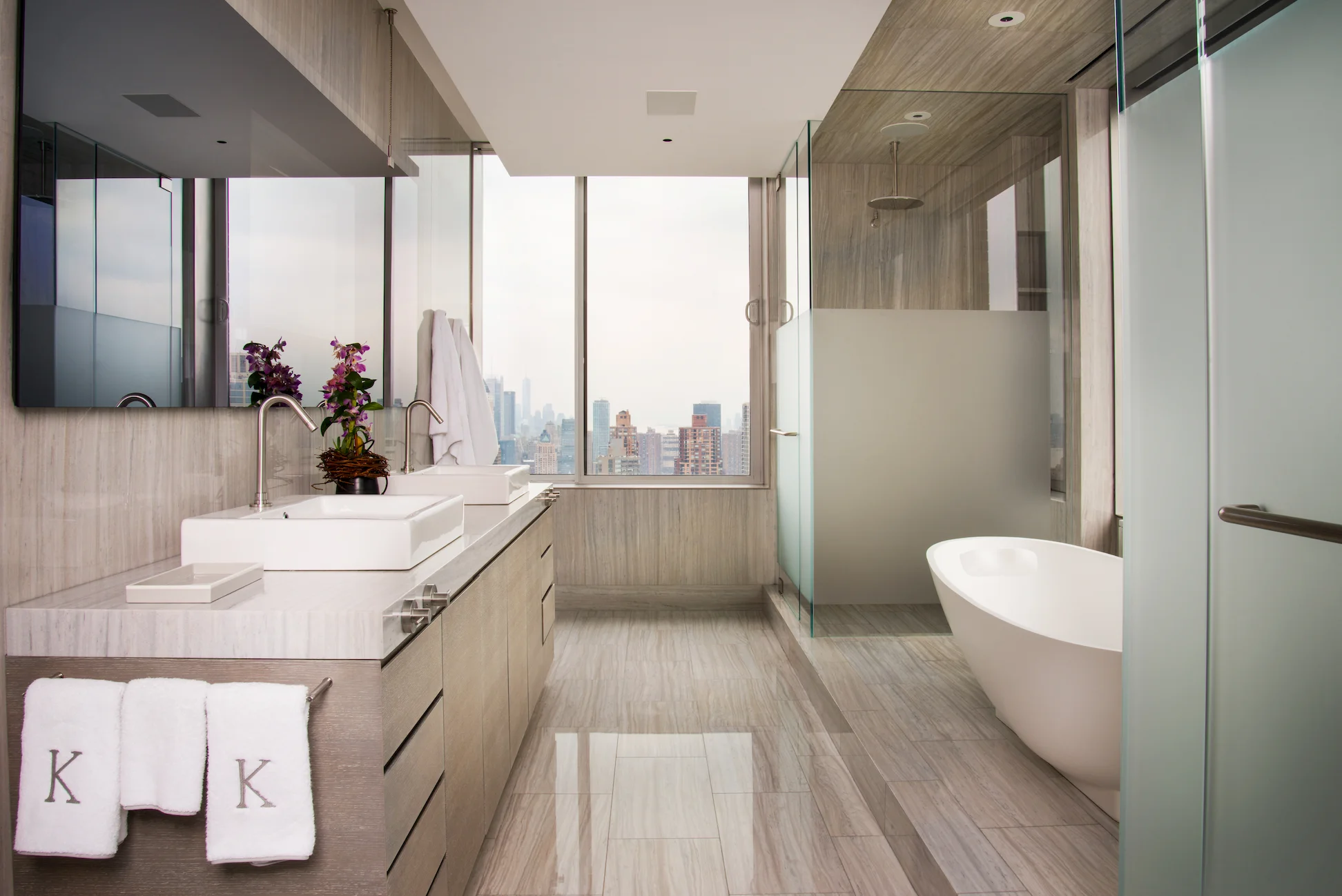 KayePenthouse_MasterBath.jpg