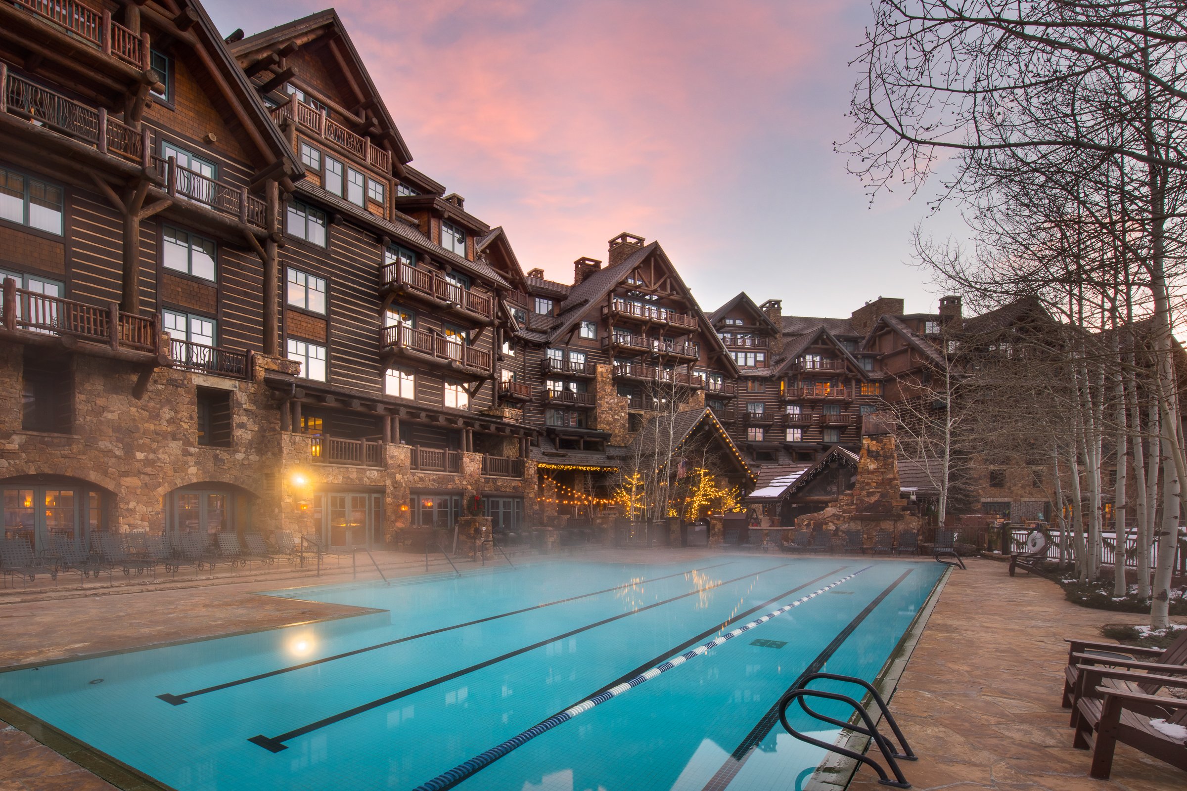 RitzCarltonBGWinter_SunrisePool.jpg