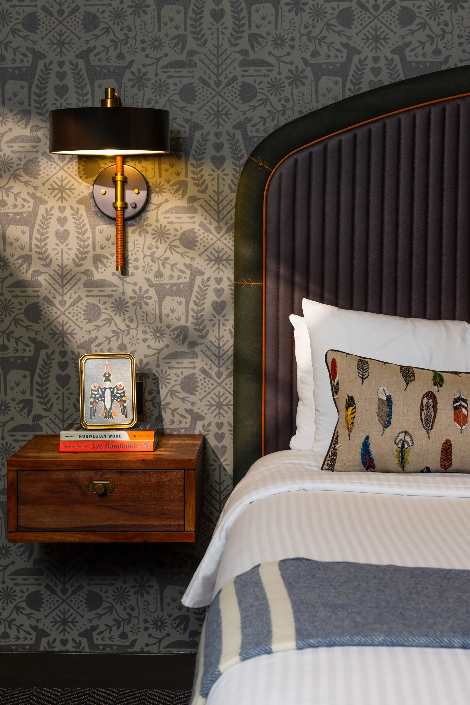 Hewing_RoomDetail2.jpg