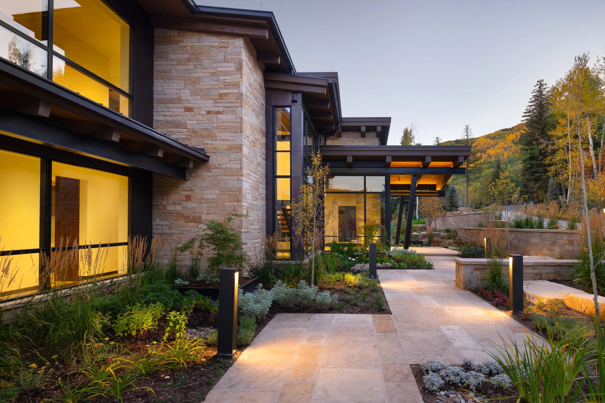 Denault_Exterior3.jpg