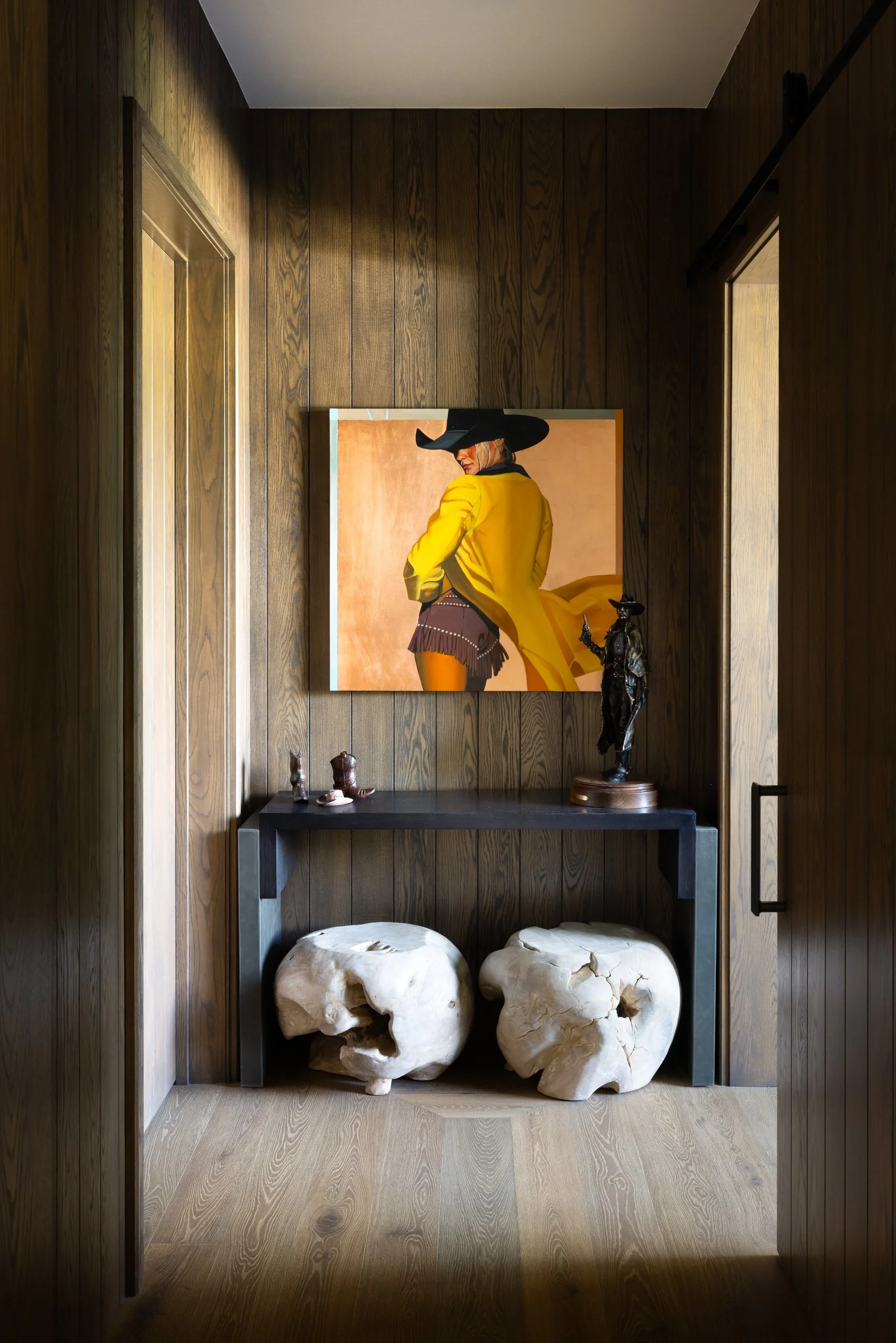 308Arrowhead_OfficeHallway.jpg