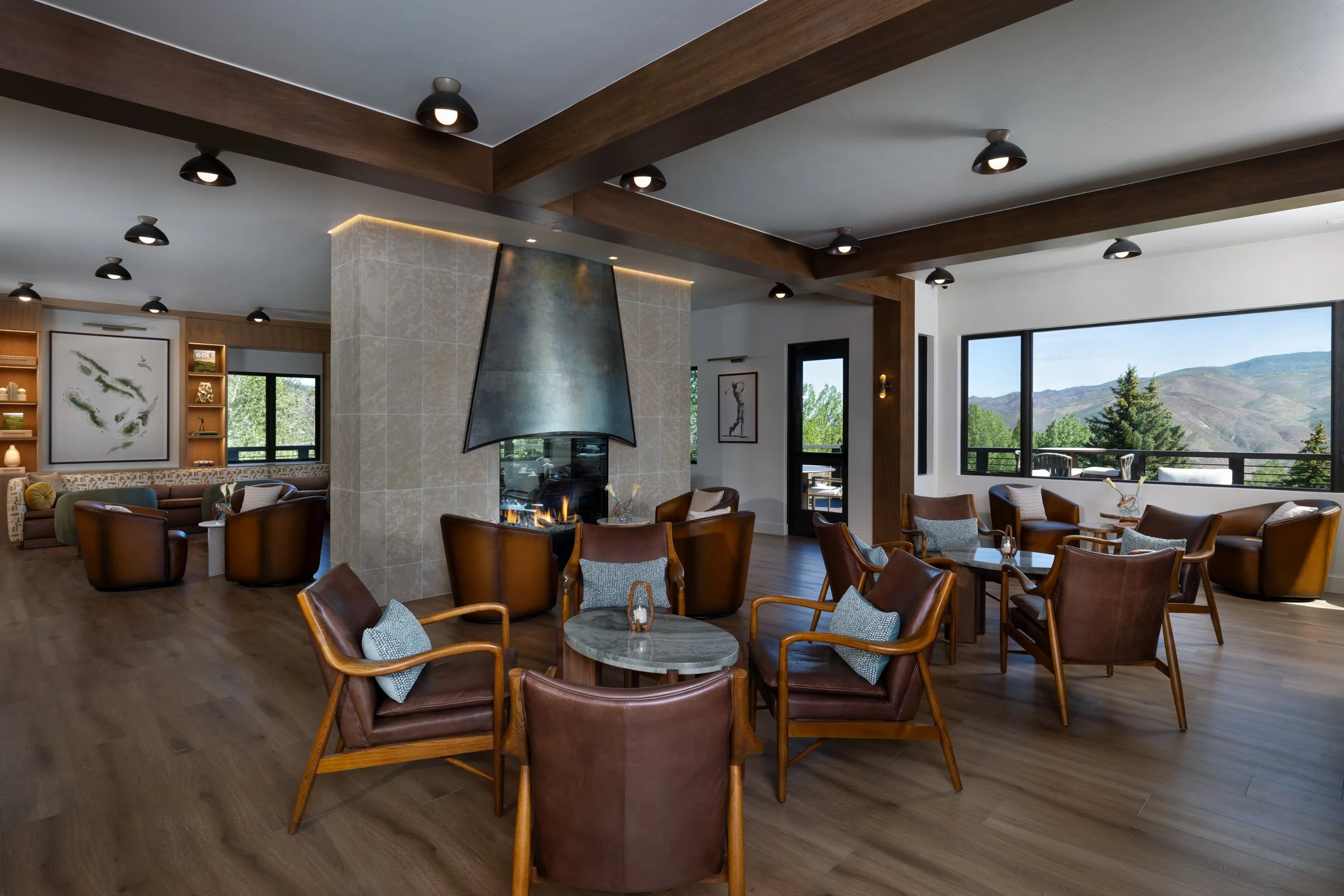 ShortCourseClubhouse_Interior1.jpg