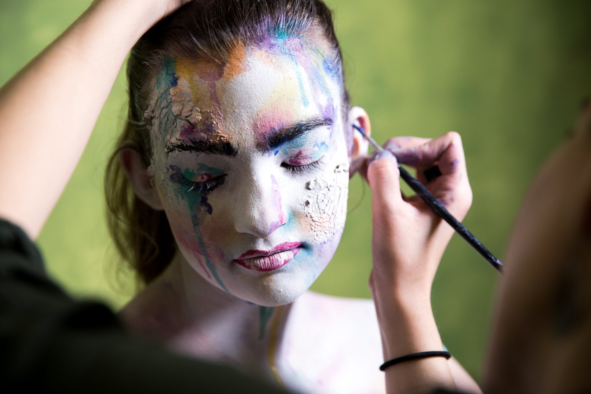 Mariam adding color...